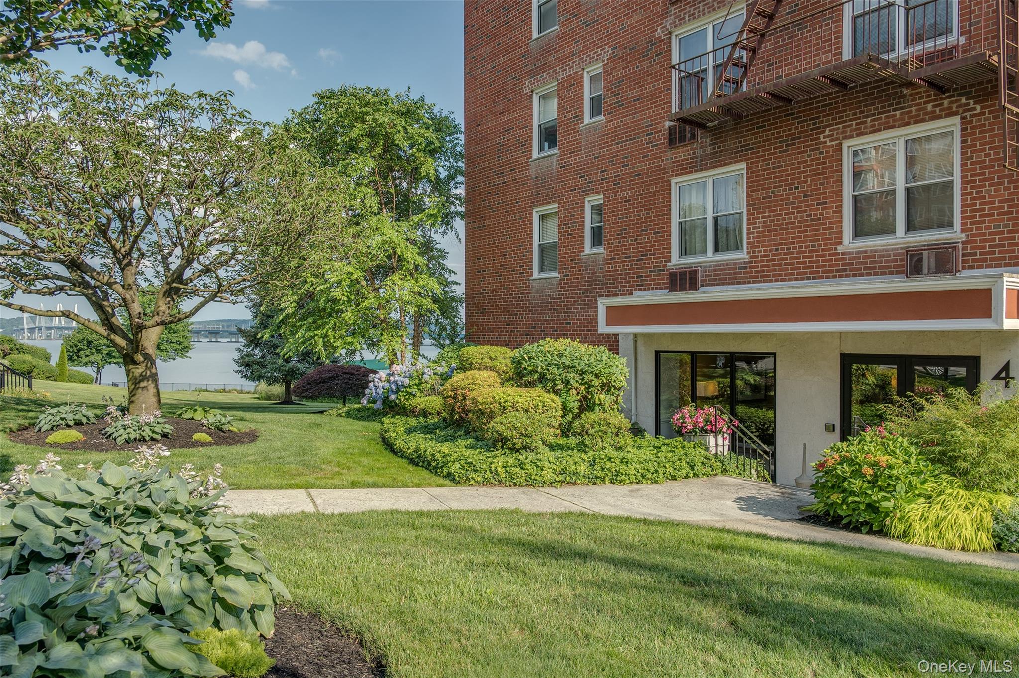 4 Salisbury Point, Unit 4A