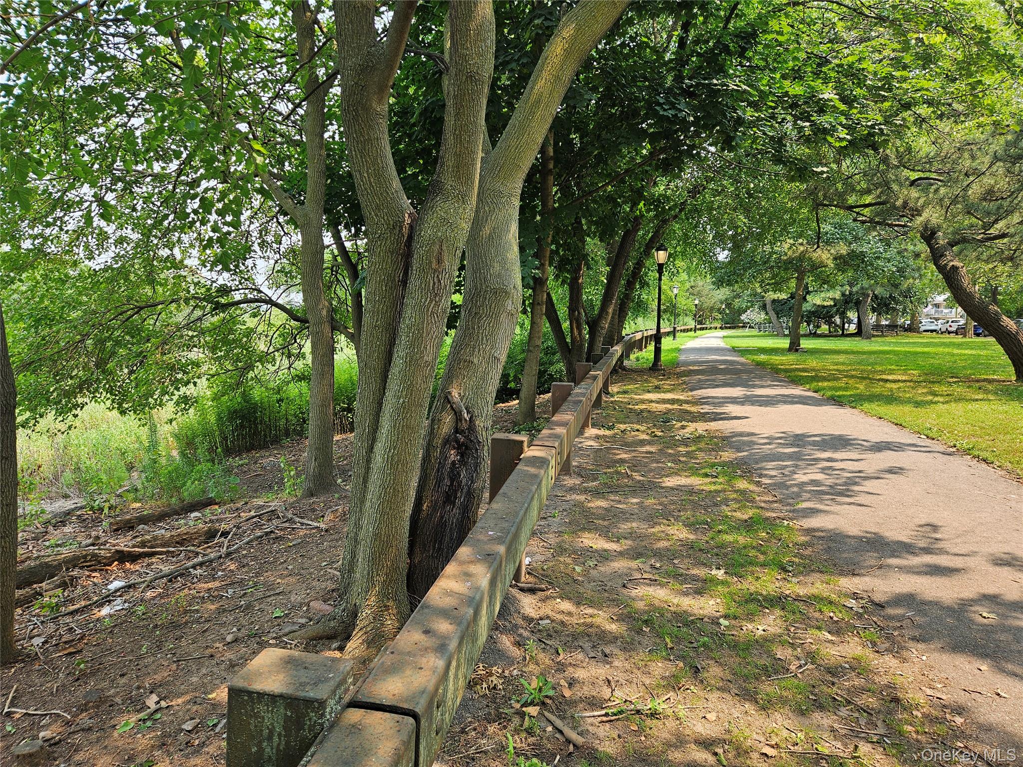 2220 Burnett Street, Unit 1G photo 18
