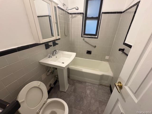 2220 Burnett Street, Unit 1G photo 17