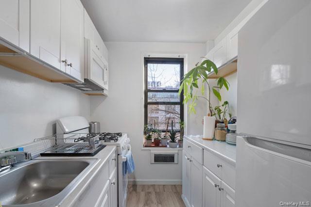 33-44 Junction Blvd, Unit 5V photo 11