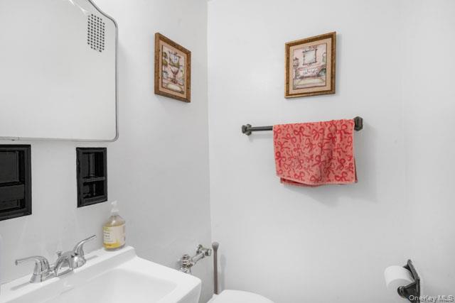 33-44 Junction Blvd, Unit 5V photo 16