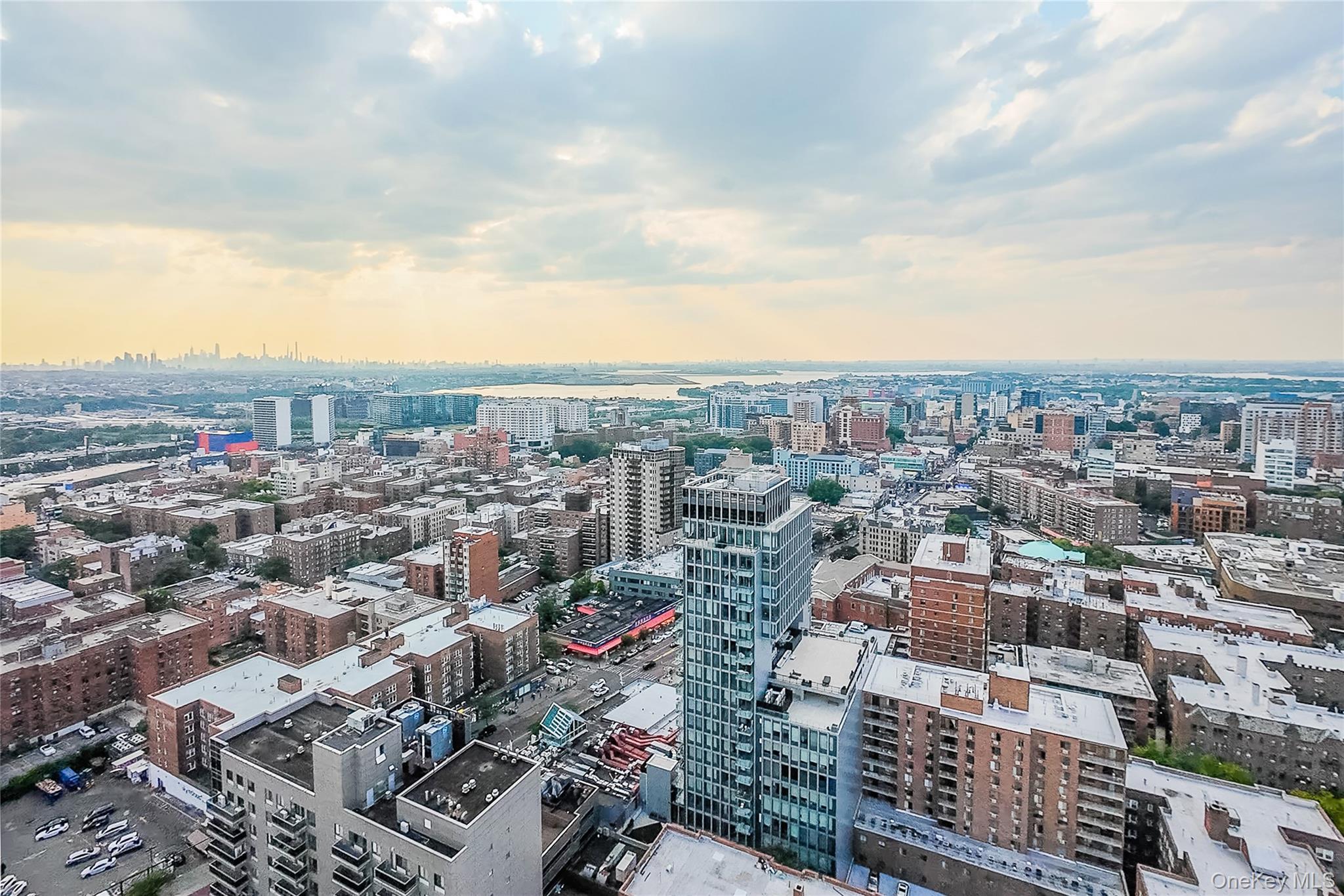 136-24 Maple Avenue, Unit 3B photo 14