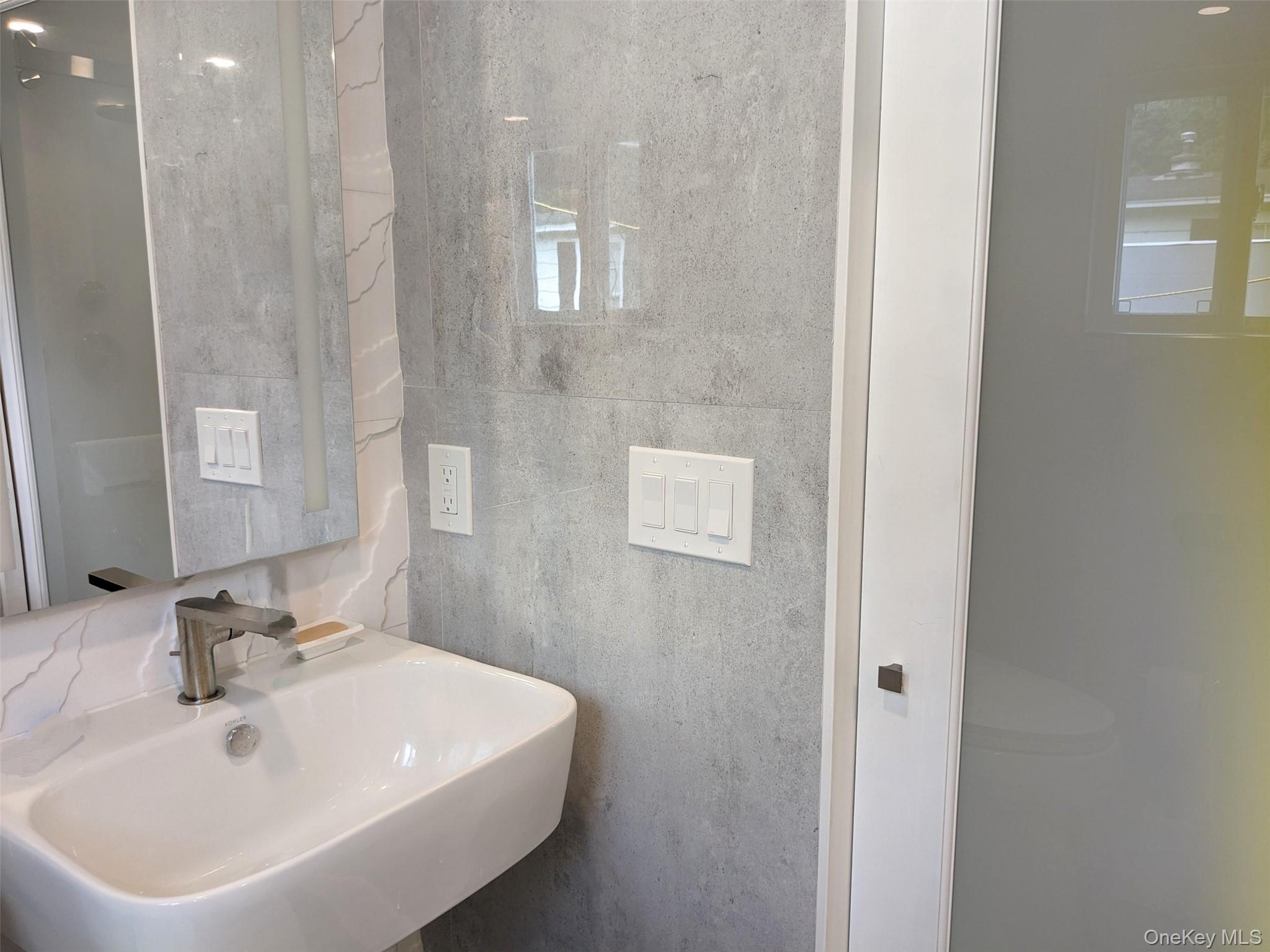 4 Treeline Circle, Unit 4 photo 15