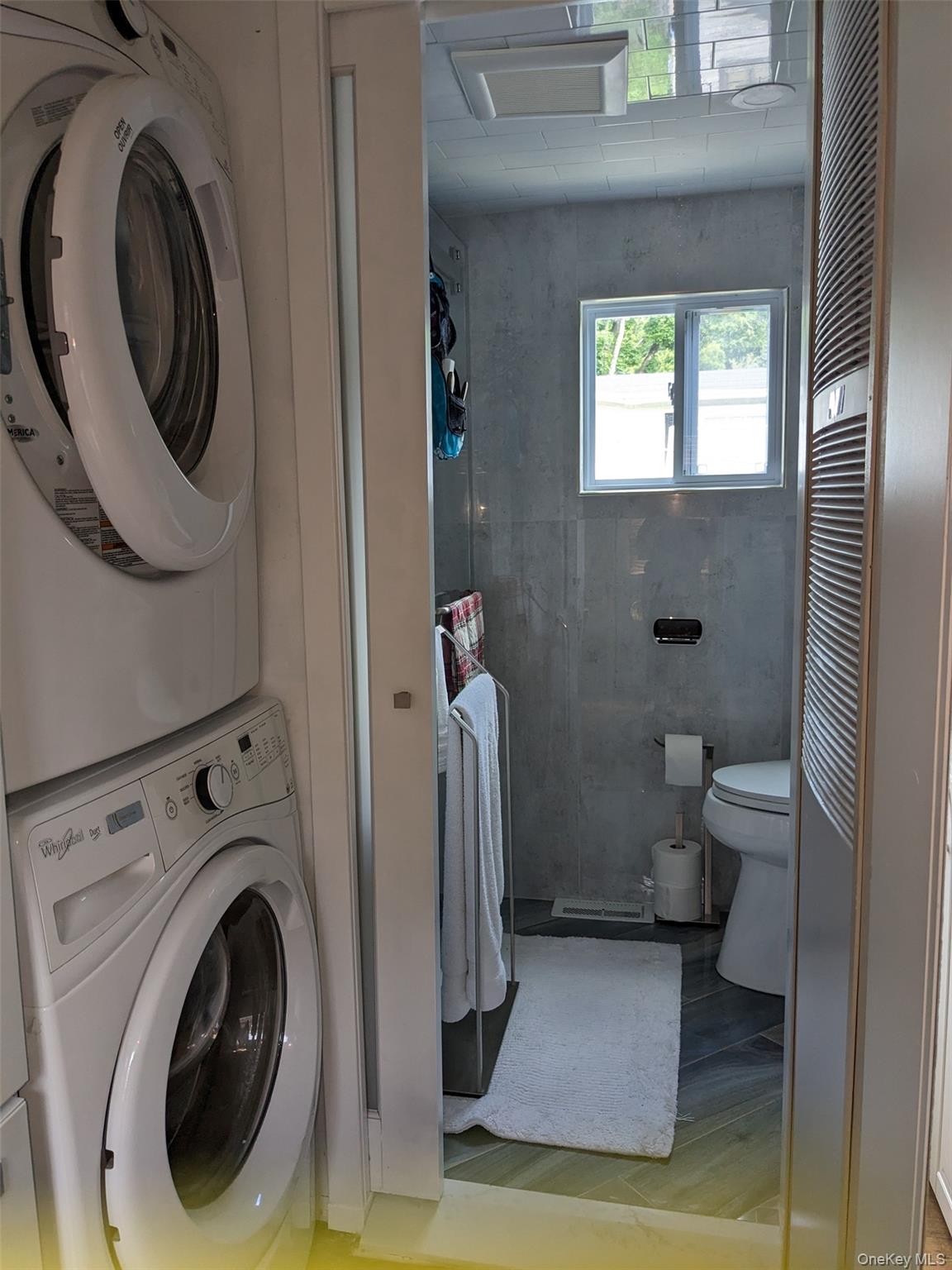 4 Treeline Circle, Unit 4 photo 12