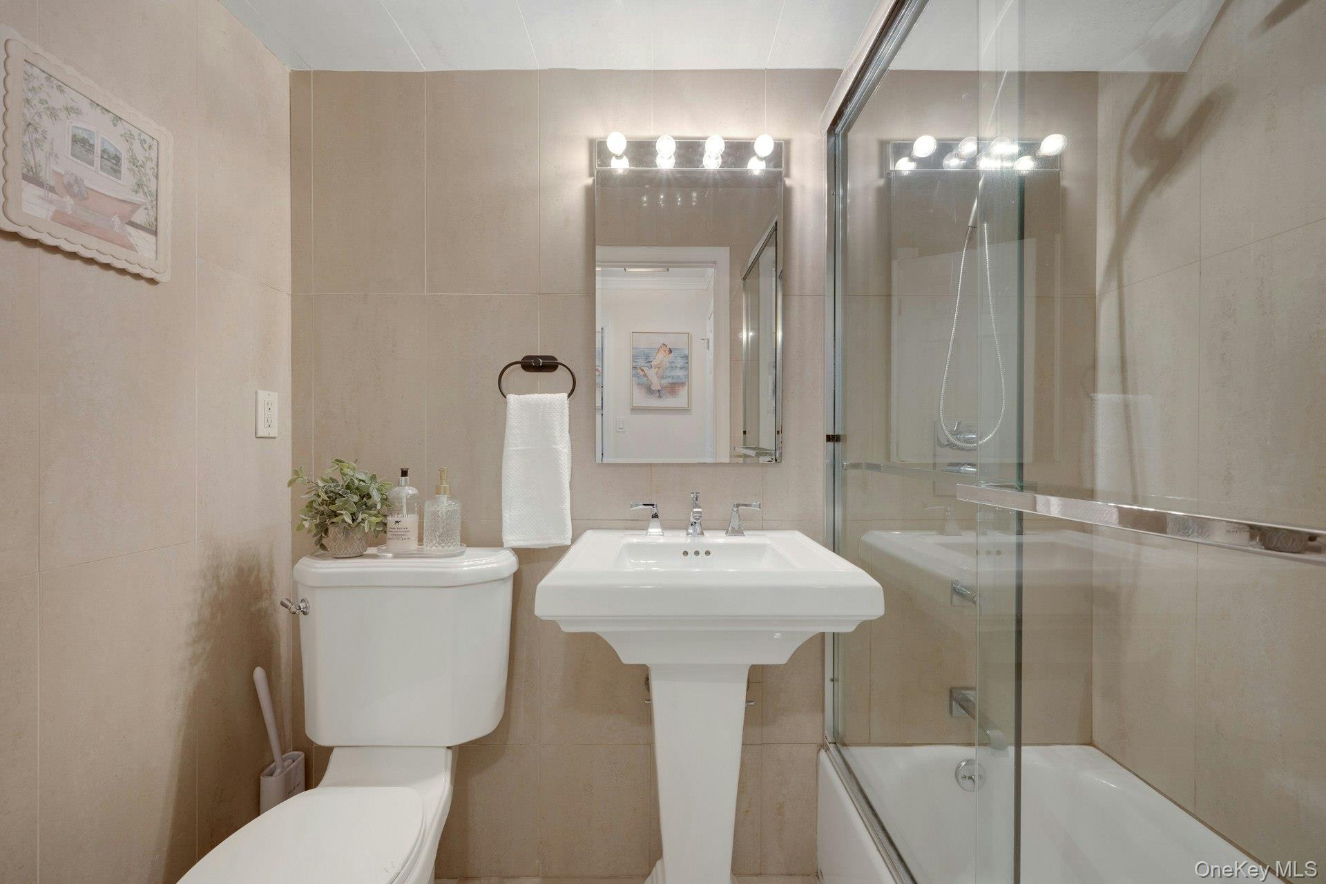 480 Halstead Avenue, Unit 2J photo 14