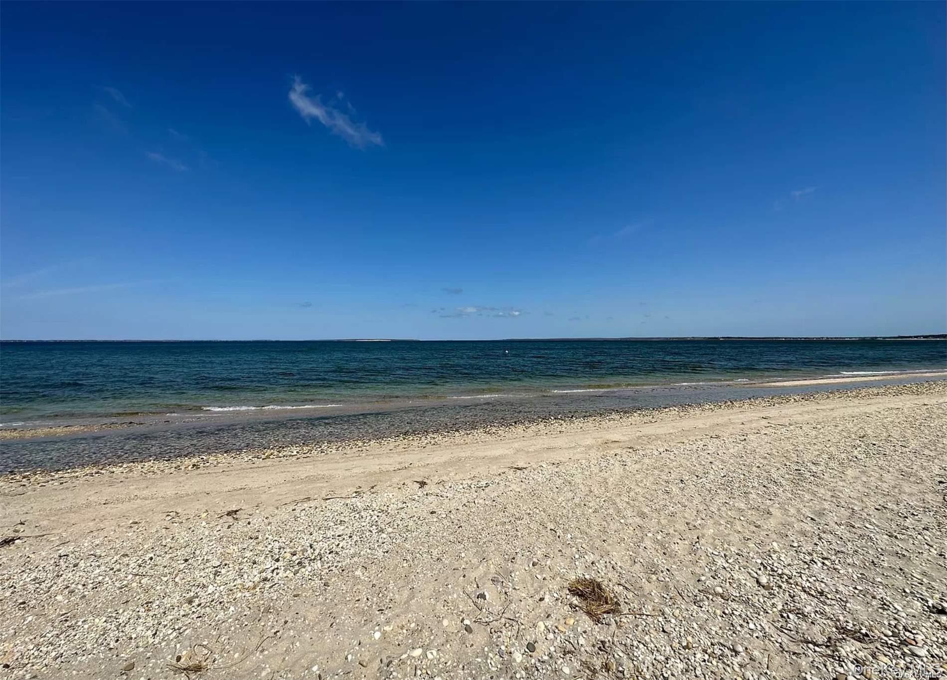 18 Old Riverhead Road – For Rent photo 15