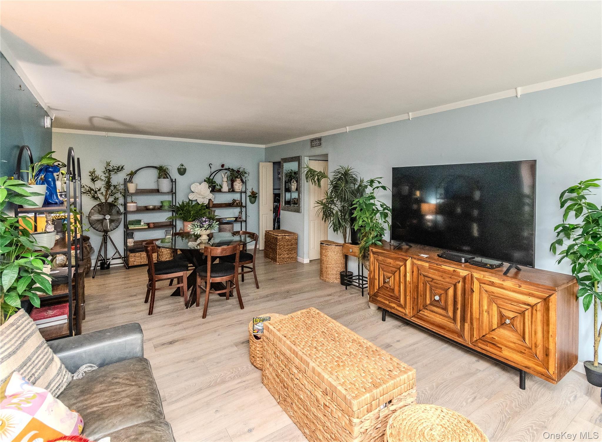 50 Sterling Street, Unit 50 photo 6