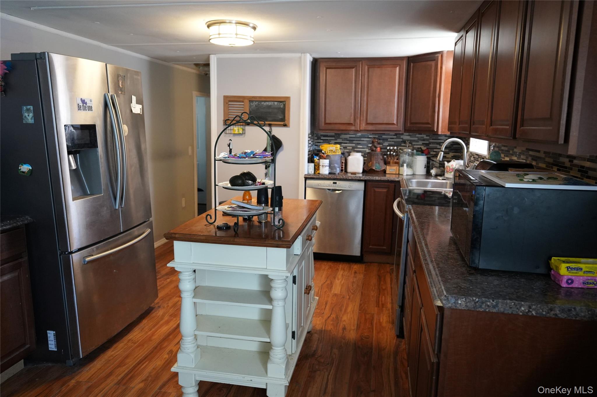 703-106 Fresh Pond Avenue – For Sale photo 8