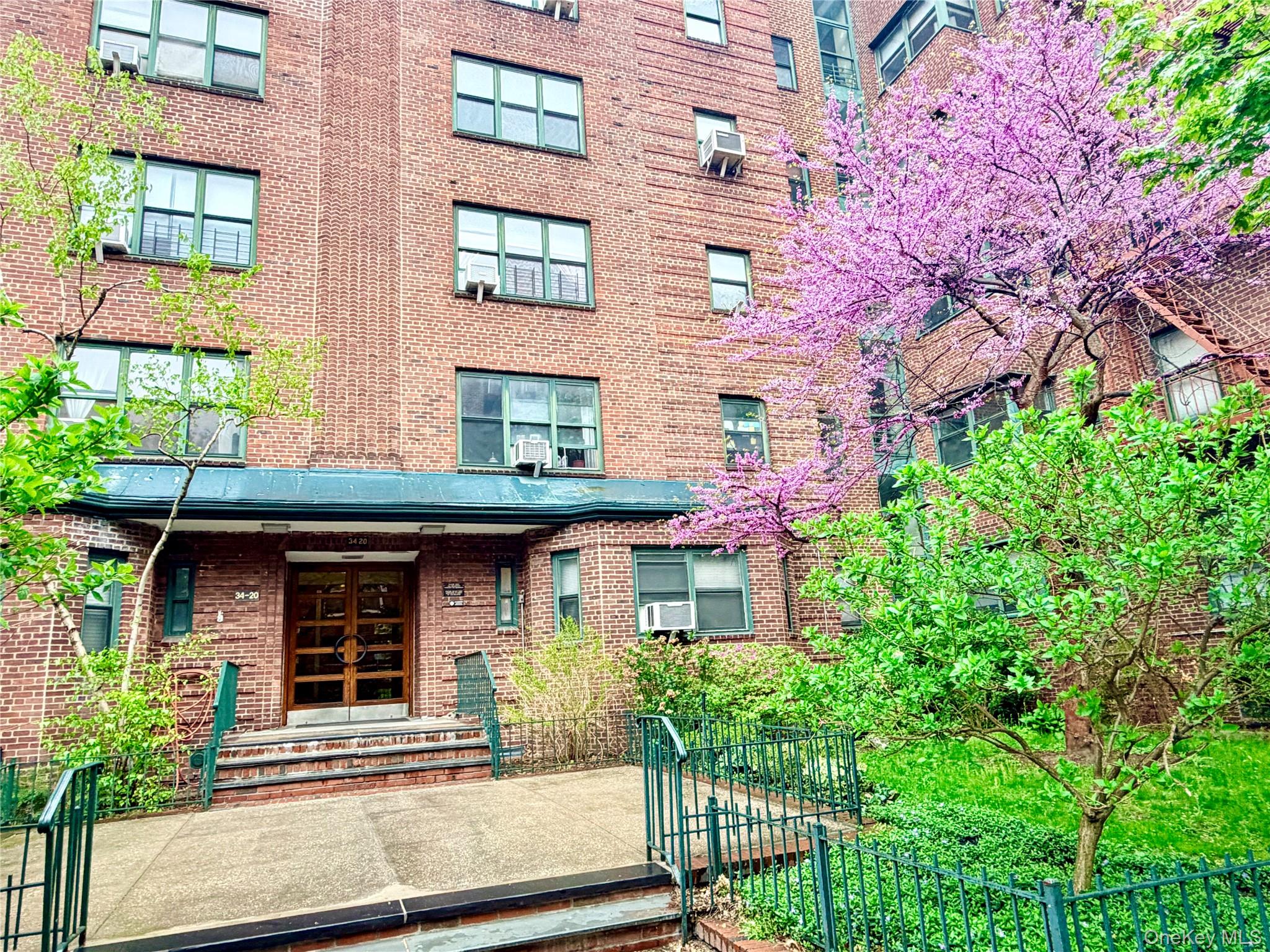 34-20 79th Street, Unit 2J/2I photo 2