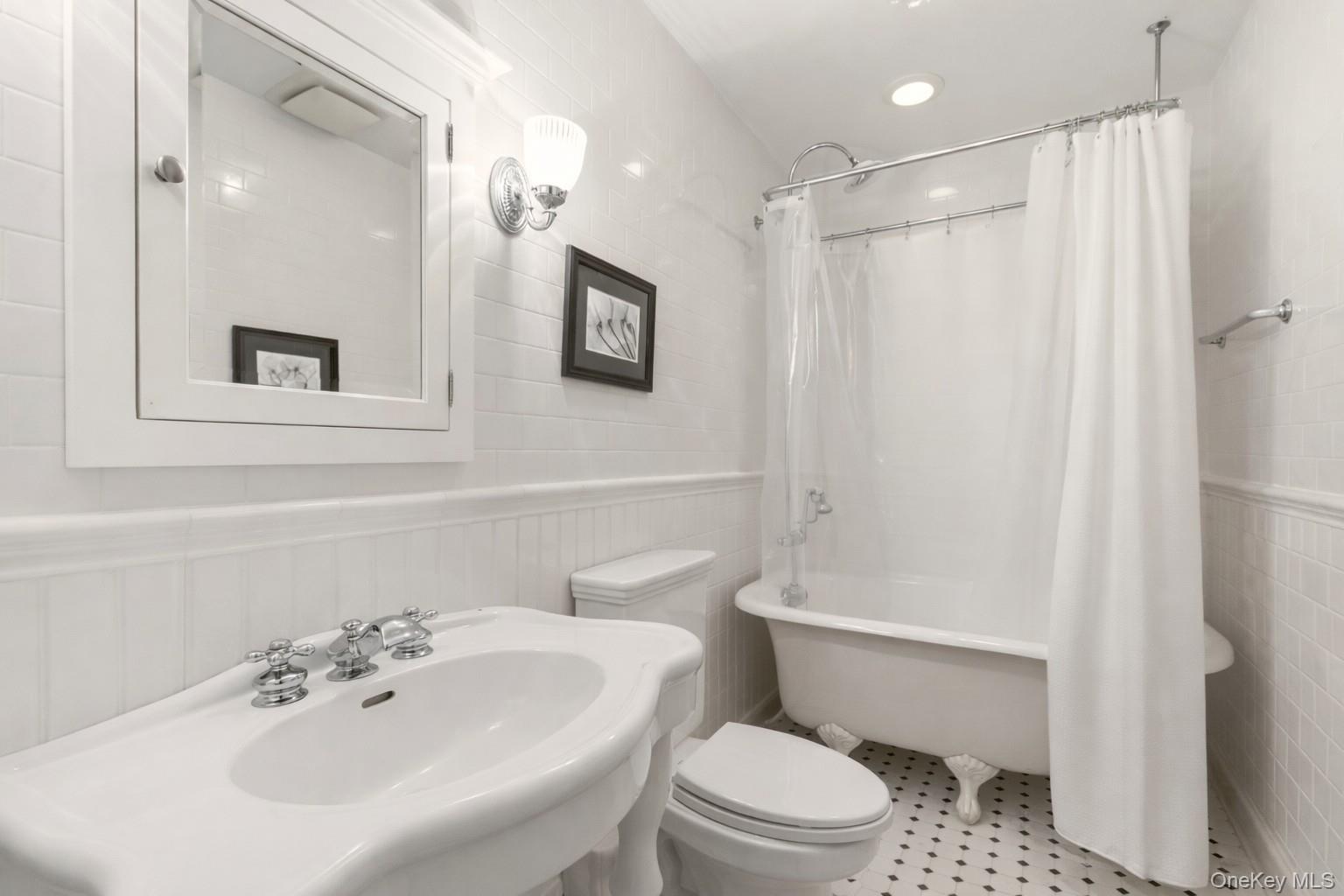 1017 Friendly Road – For Sale photo 32
