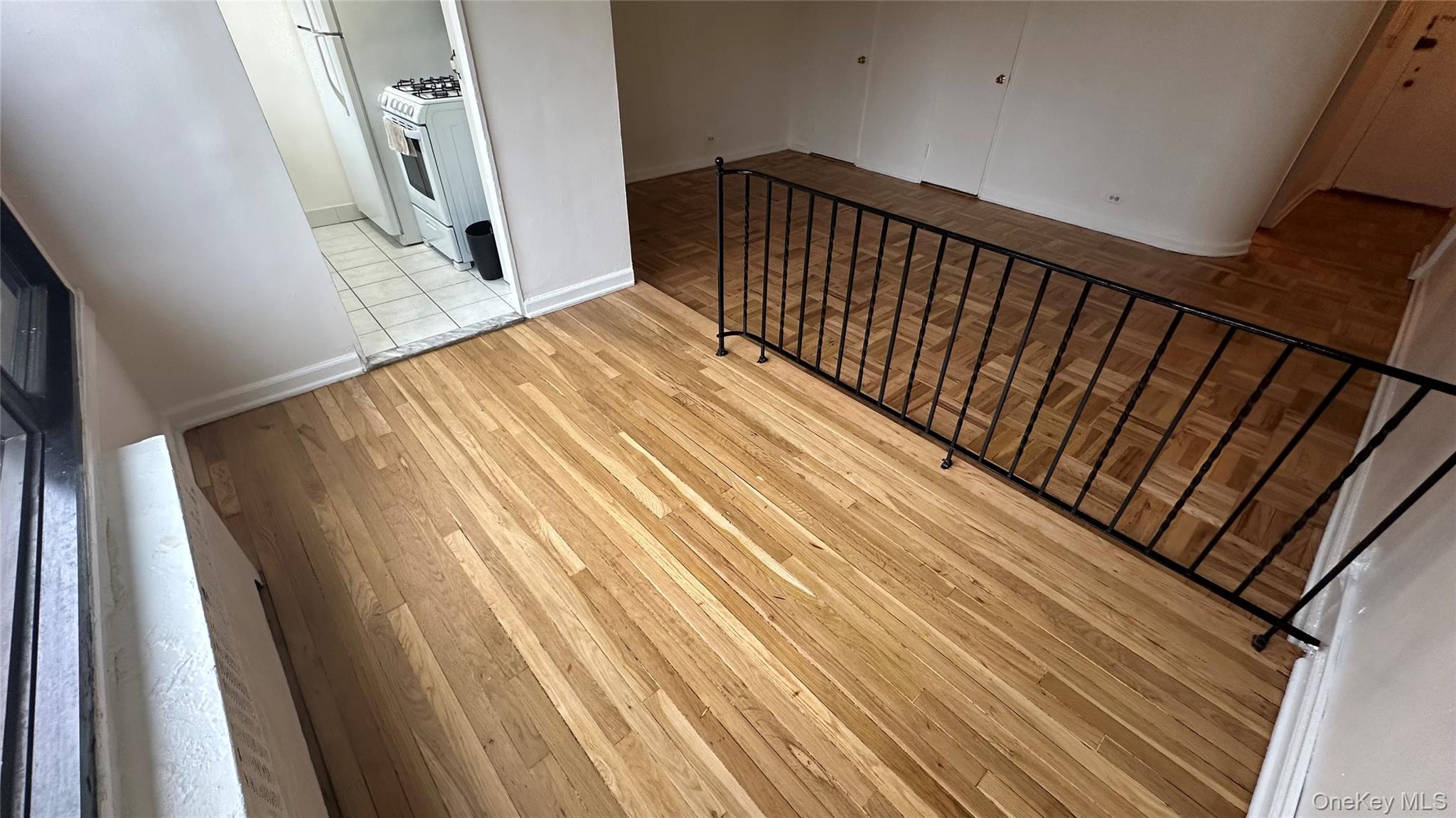 64th Ave 98-10, Unit 3J photo 19