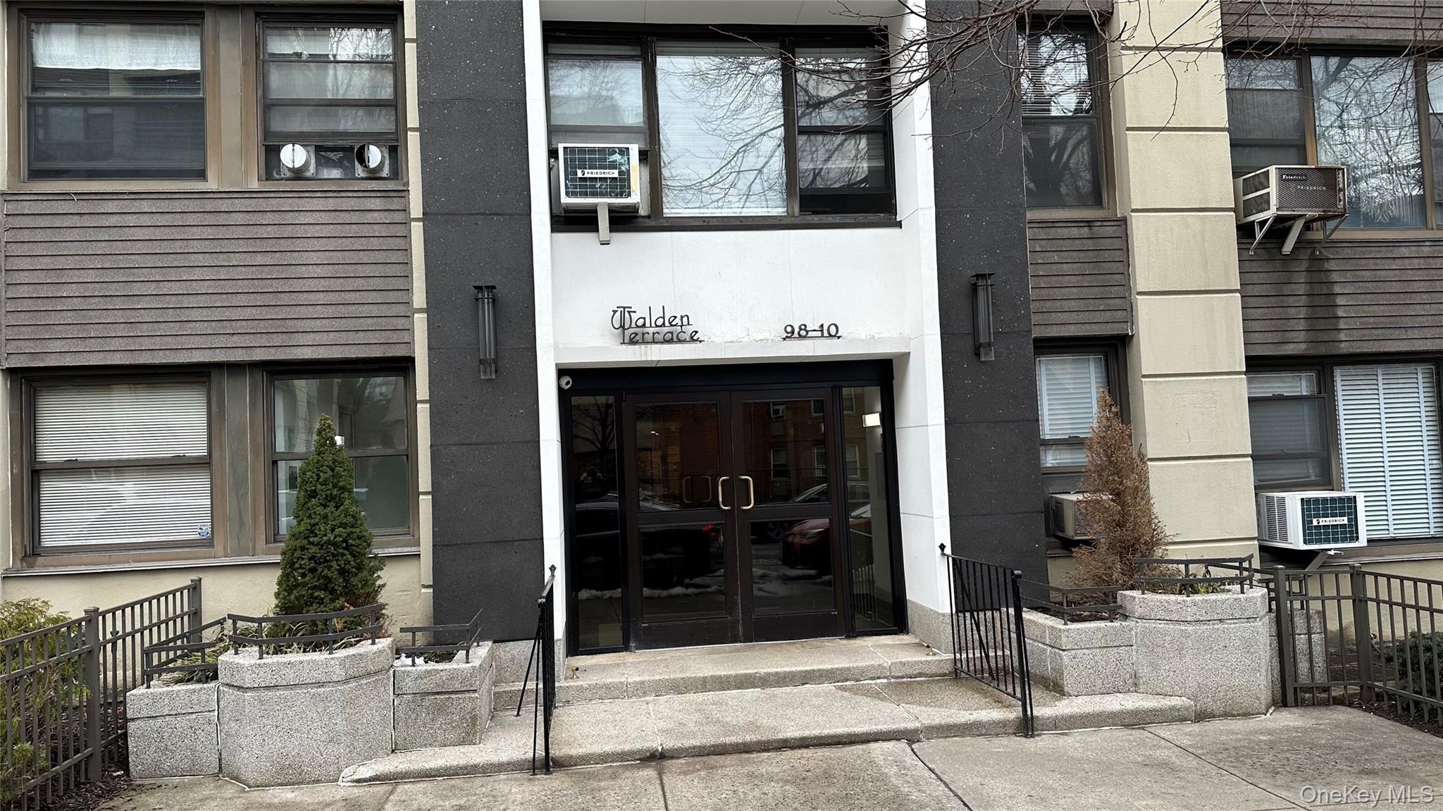 64th Ave 98-10, Unit 3J