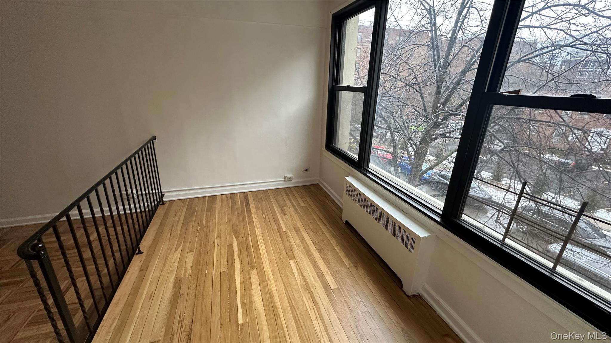 64th Ave 98-10, Unit 3J photo 16