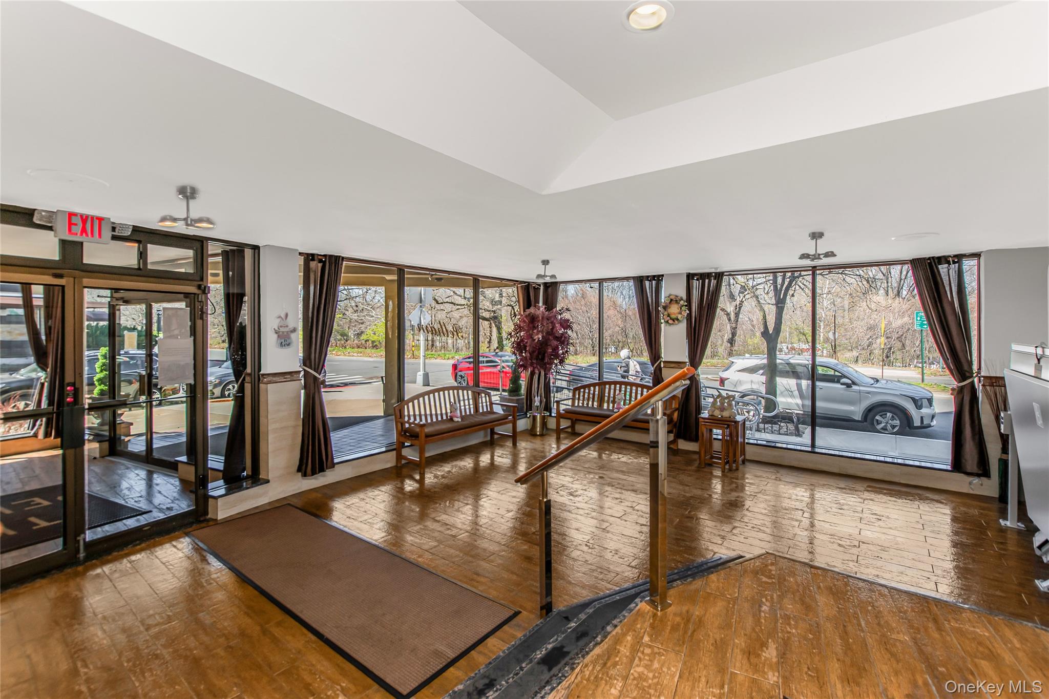 1874 Pelham Parkway S, Unit 4A photo 12