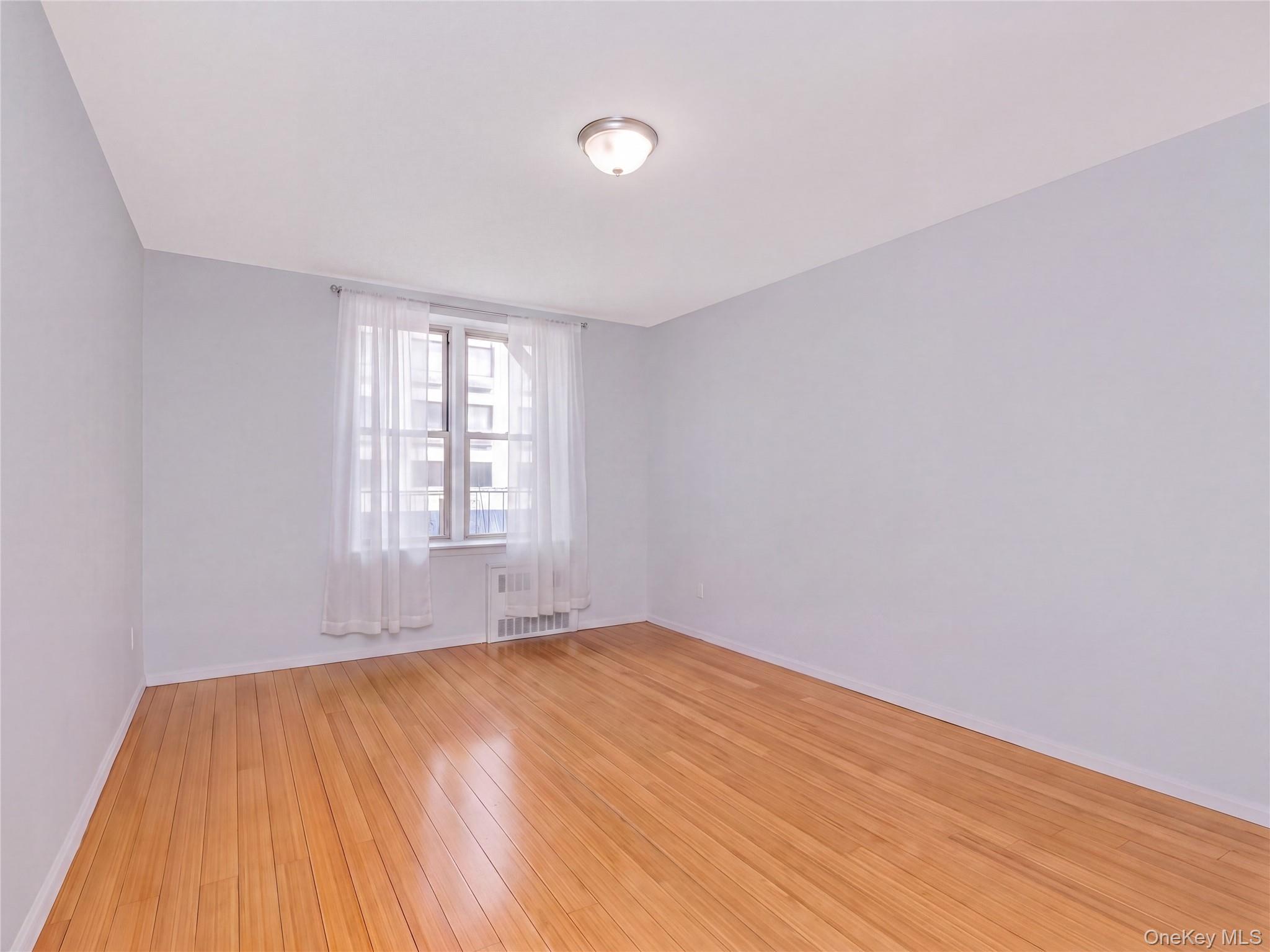 1874 Pelham Parkway S, Unit 4A photo 11
