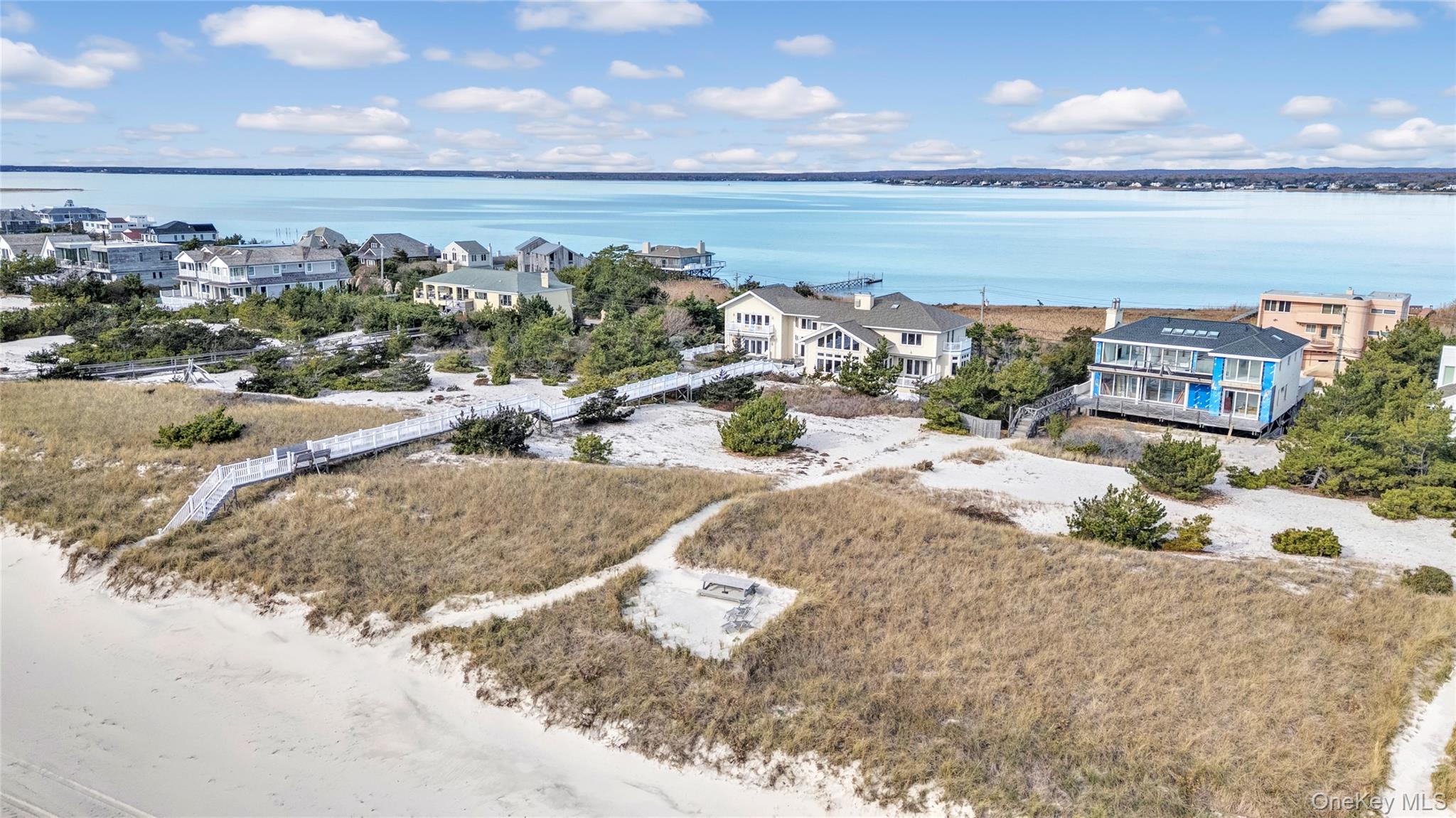 605 Dune Road – For Rent photo 7