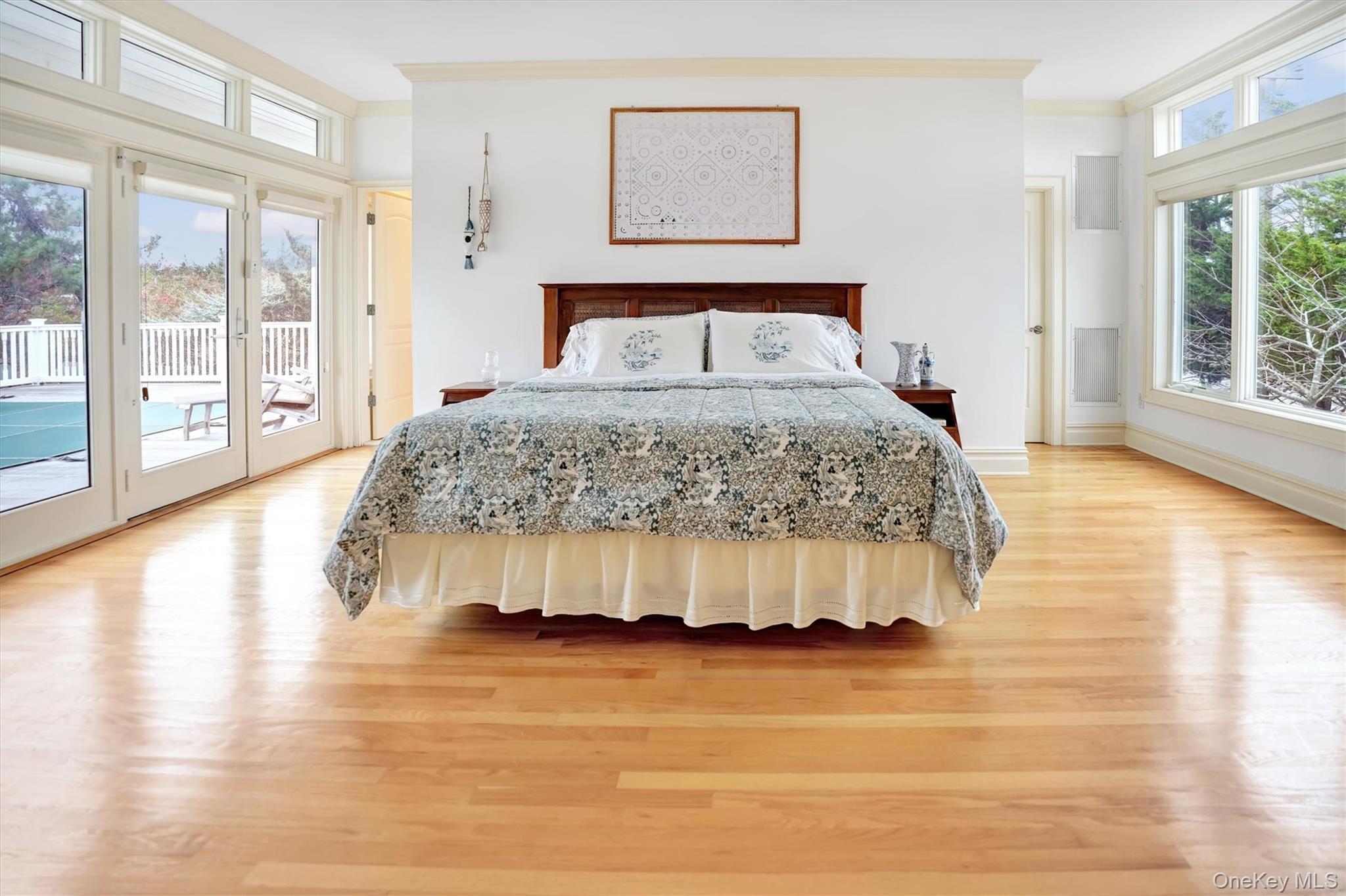 605 Dune Road – For Rent photo 16
