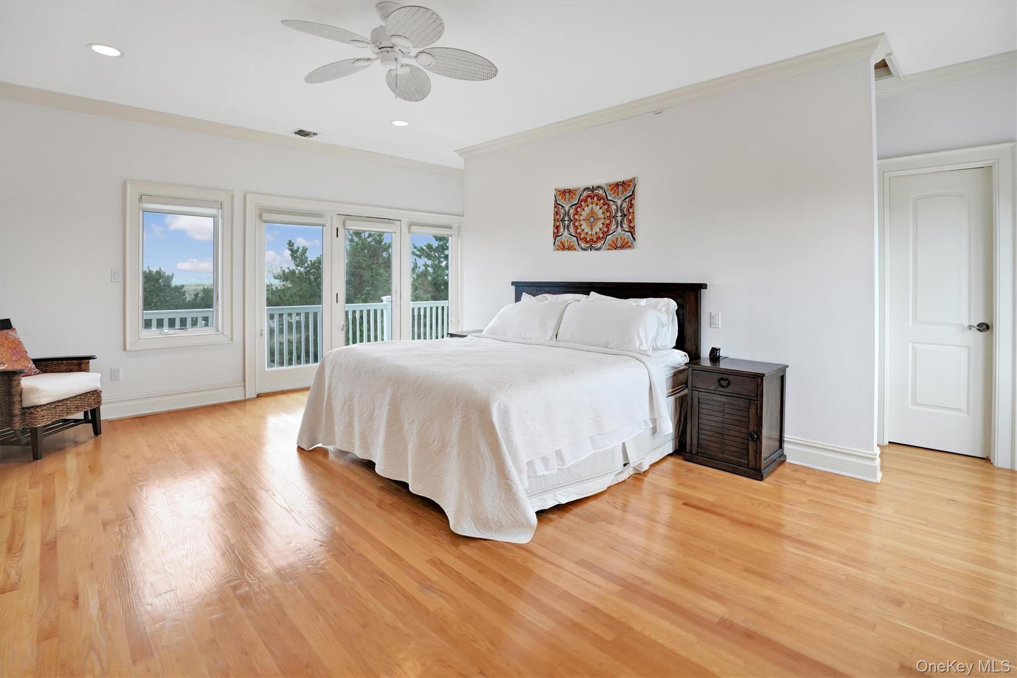 605 Dune Road – For Rent photo 22