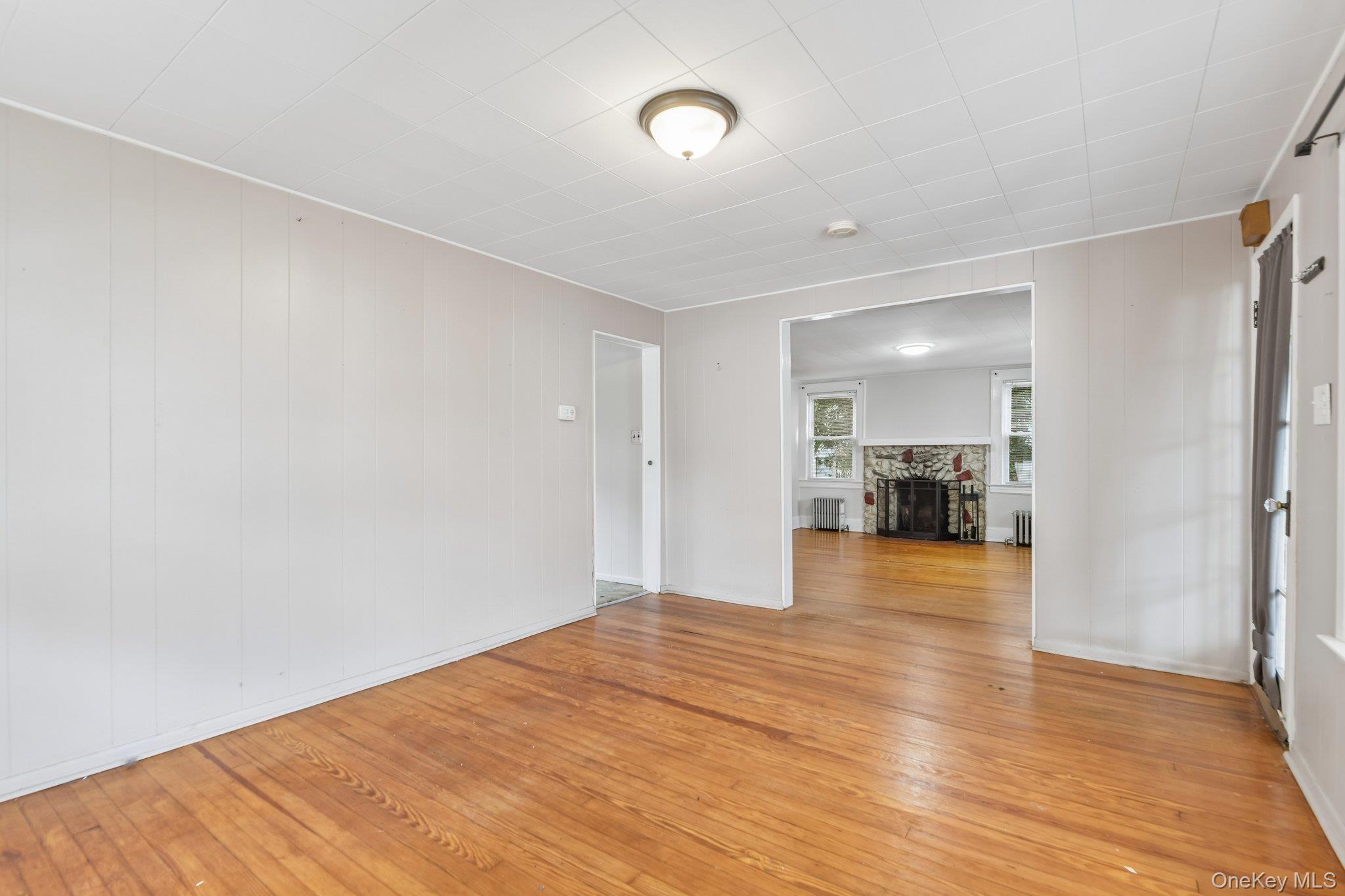 2097 Washington Avenue – For Sale photo 15