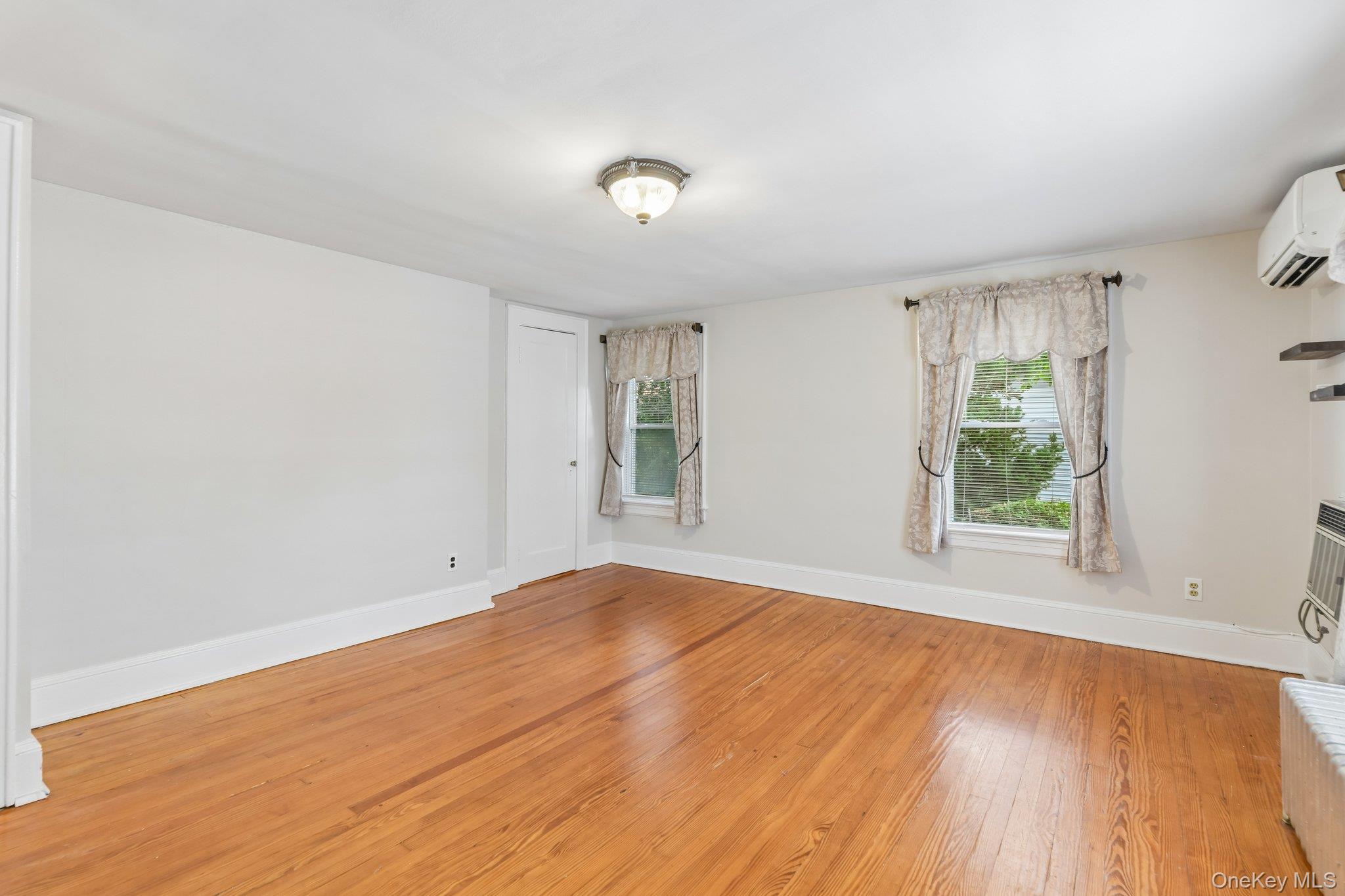 2097 Washington Avenue – For Sale photo 19
