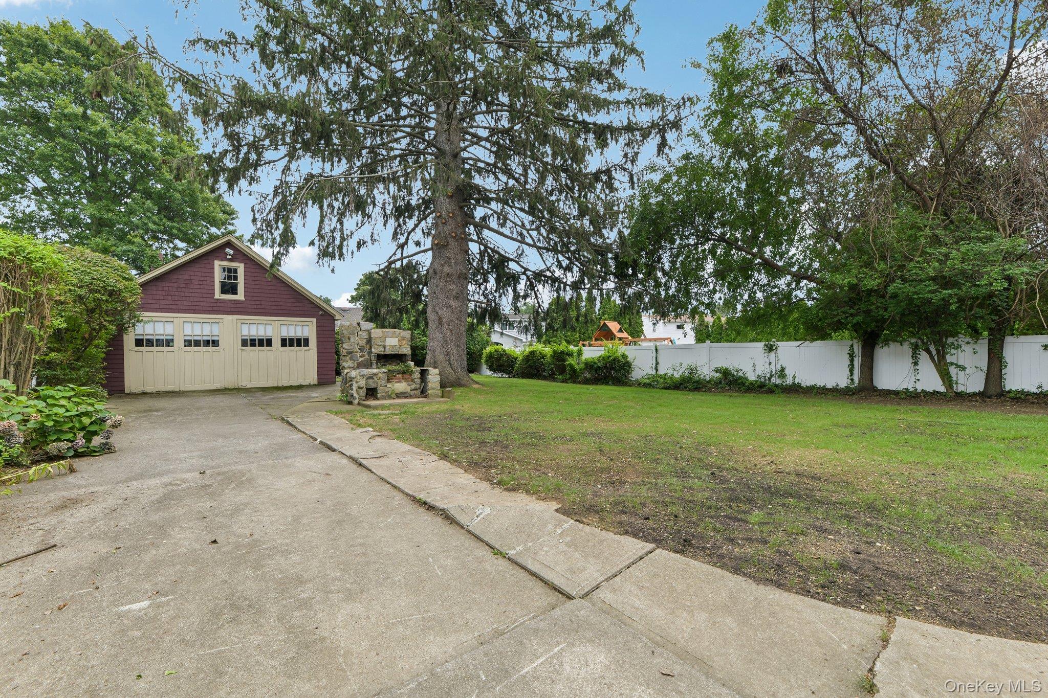 2097 Washington Avenue – For Sale photo 37