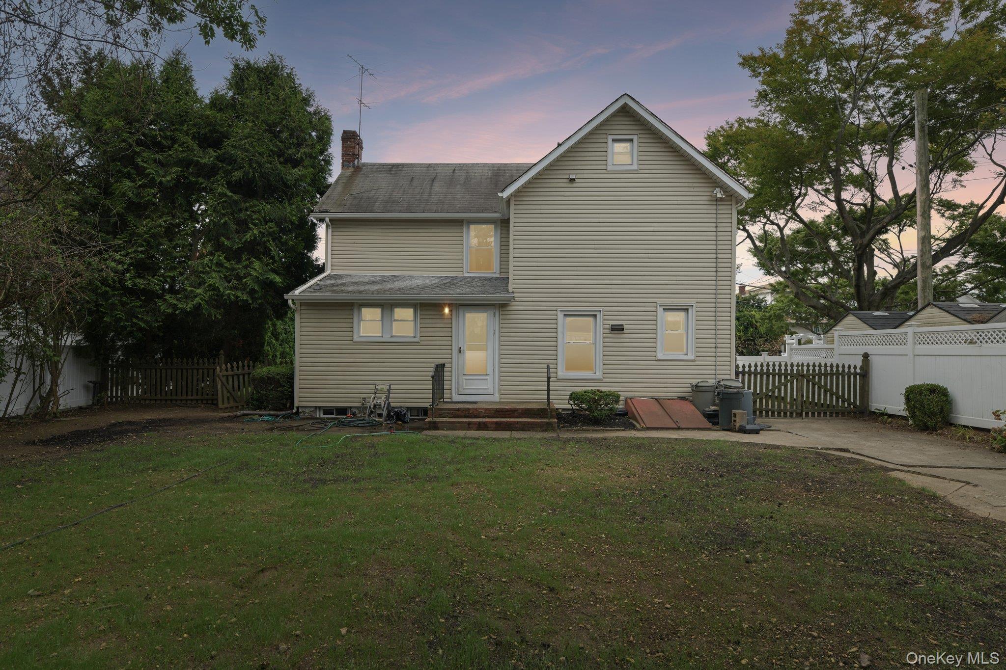 2097 Washington Avenue – For Sale photo 38