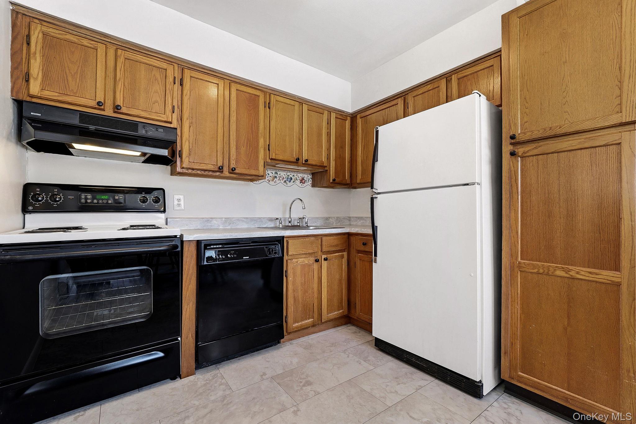 57 Manor Drive, Unit 57 photo 13