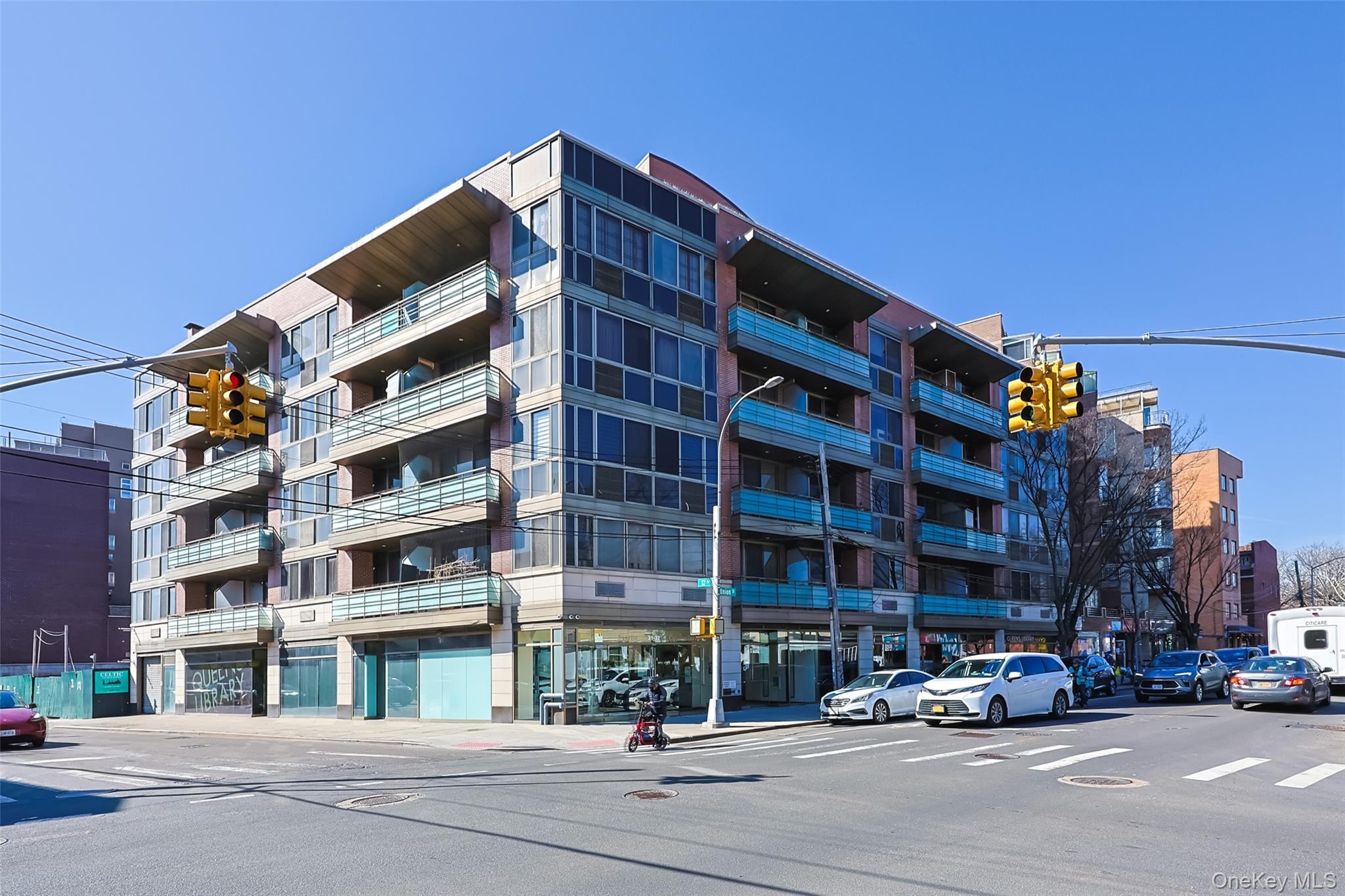 3132 Union Street, Unit 2C