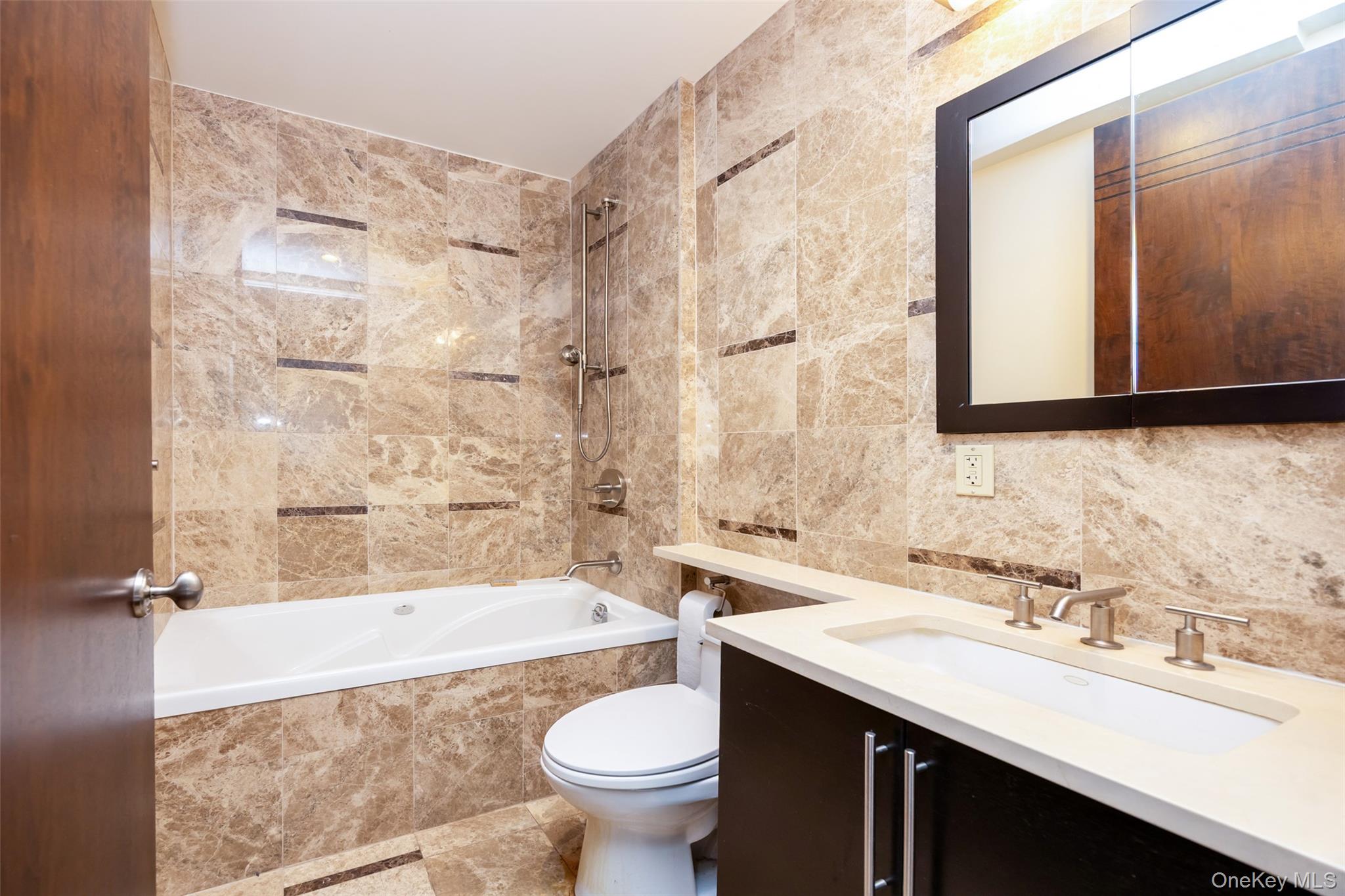 3132 Union Street, Unit 2C photo 20
