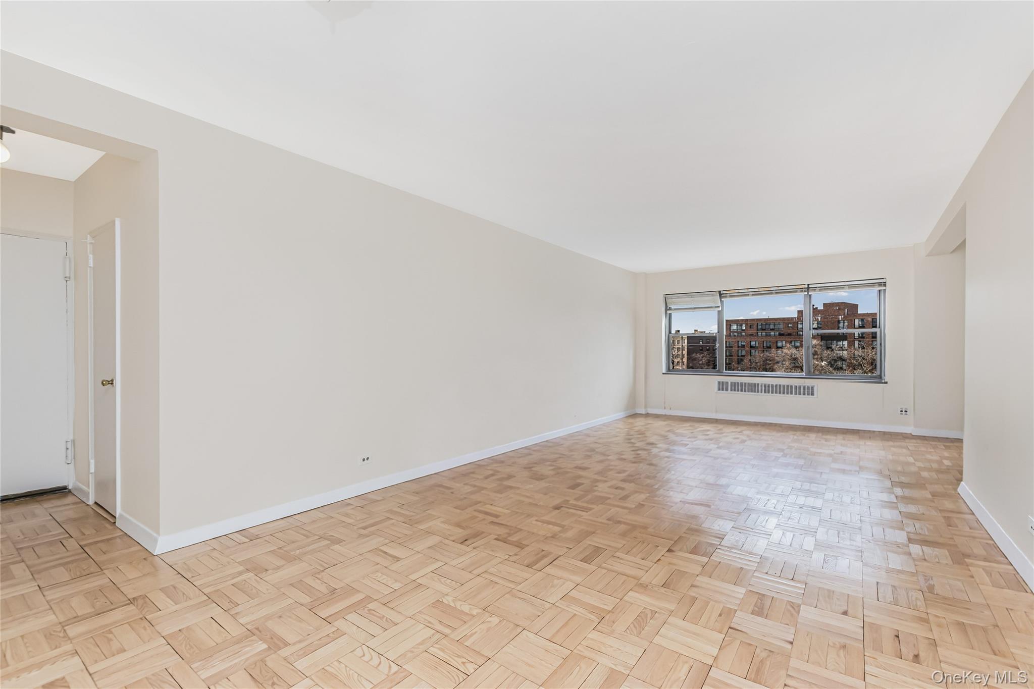 3515 Henry Hudson Parkway, Unit 5G photo 6