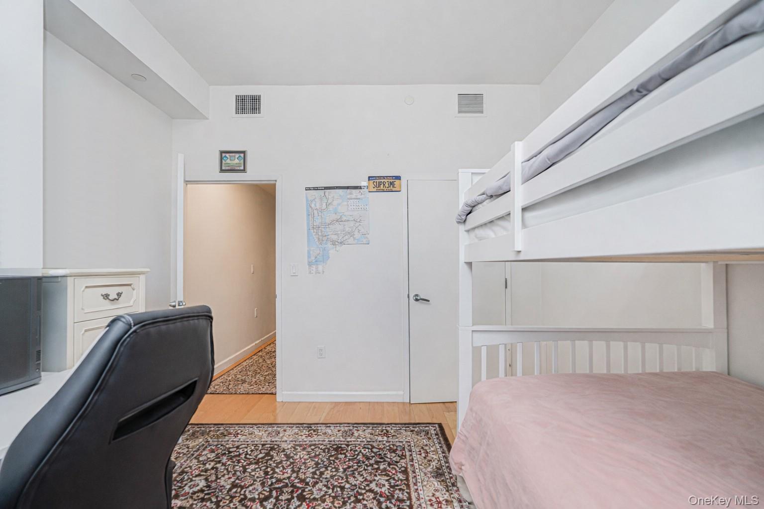 50 Oceana Drive W, Unit 8D photo 12