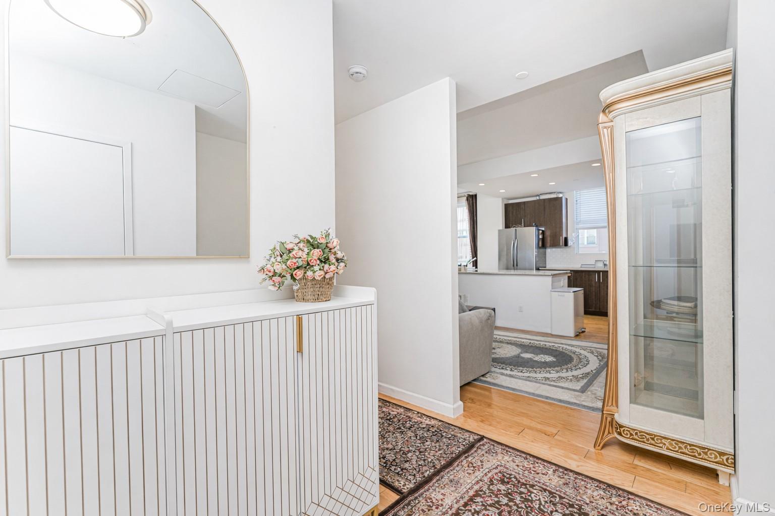 50 Oceana Drive W, Unit 8D photo 8