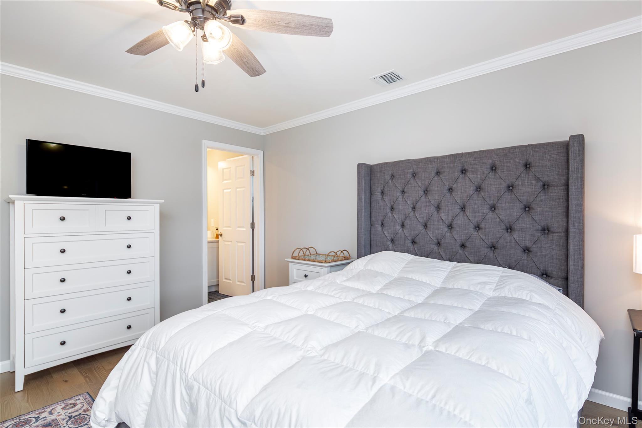 15 S Beach Road – For Rent photo 23