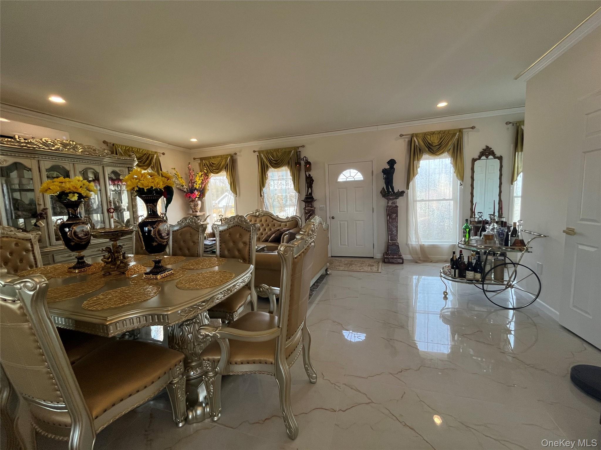 126 Trafalgar Drive – For Rent photo 2