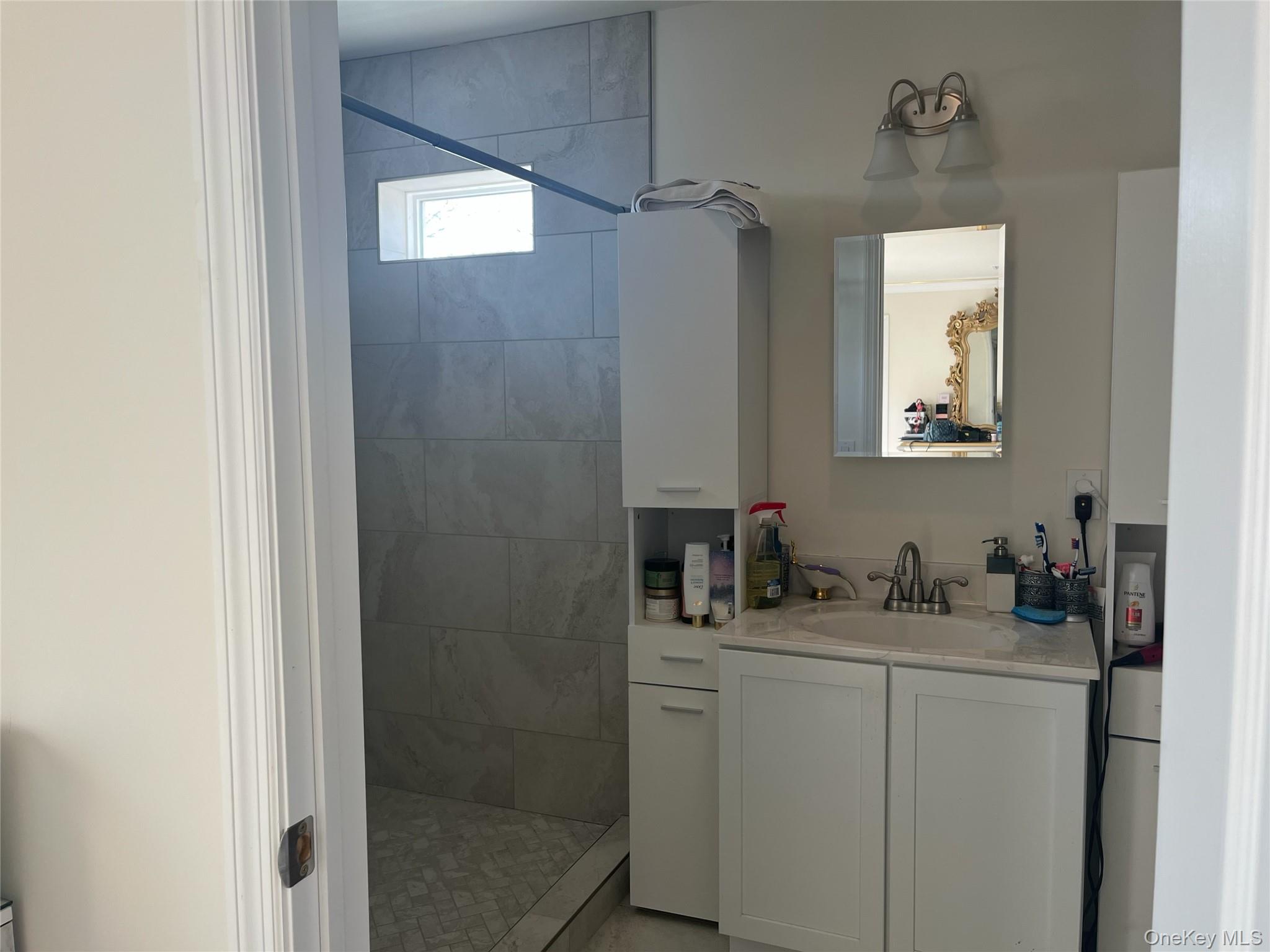 126 Trafalgar Drive – For Rent photo 10