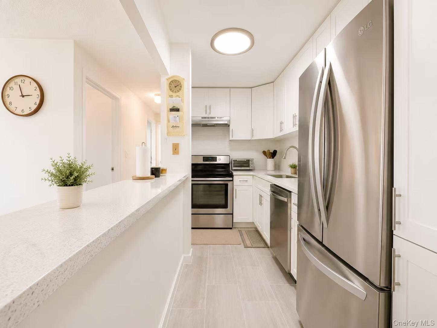 138-35 Elder Avenue, Unit 9C photo 10
