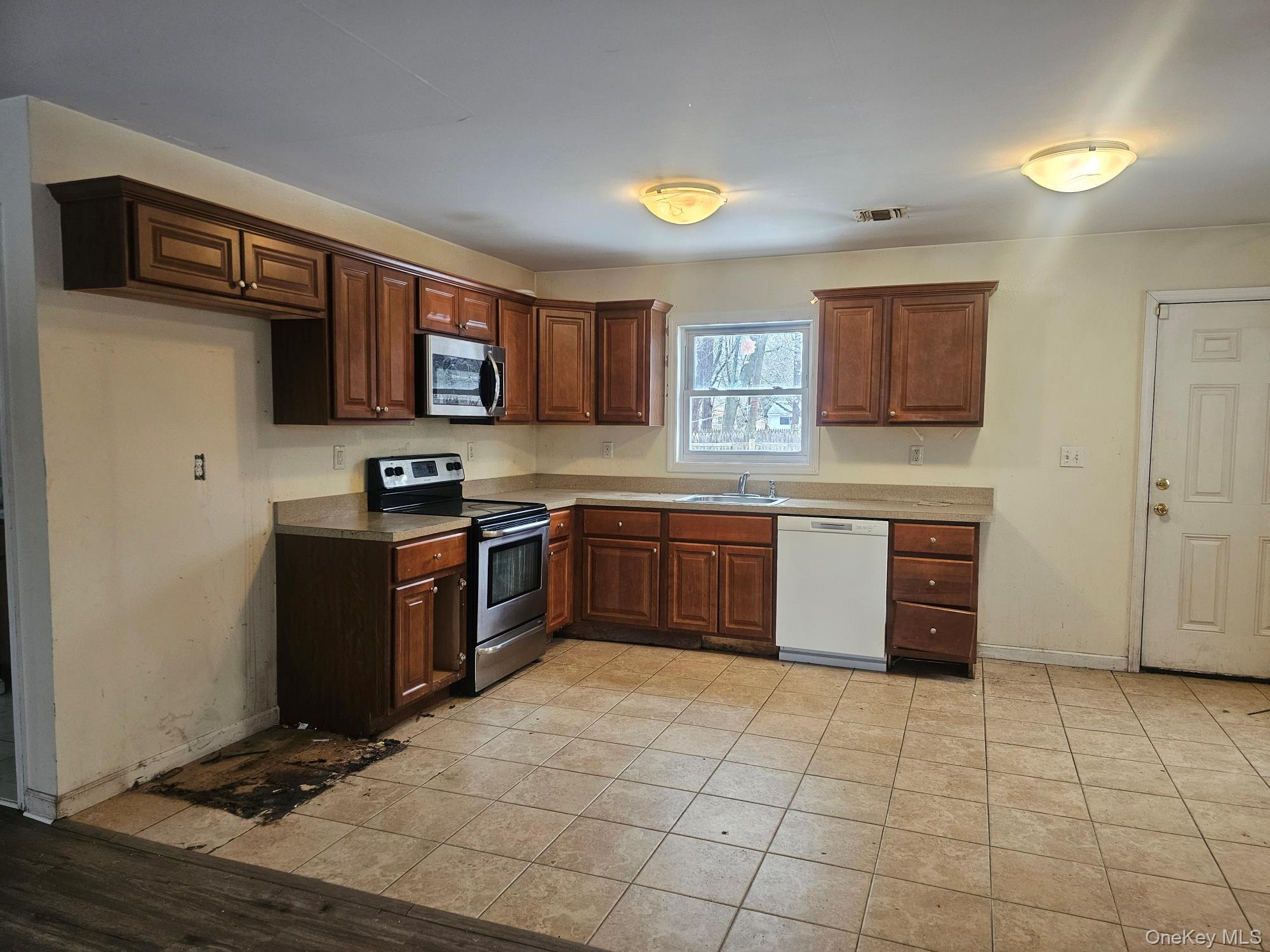 556 Taylor Avenue – For Sale photo 5