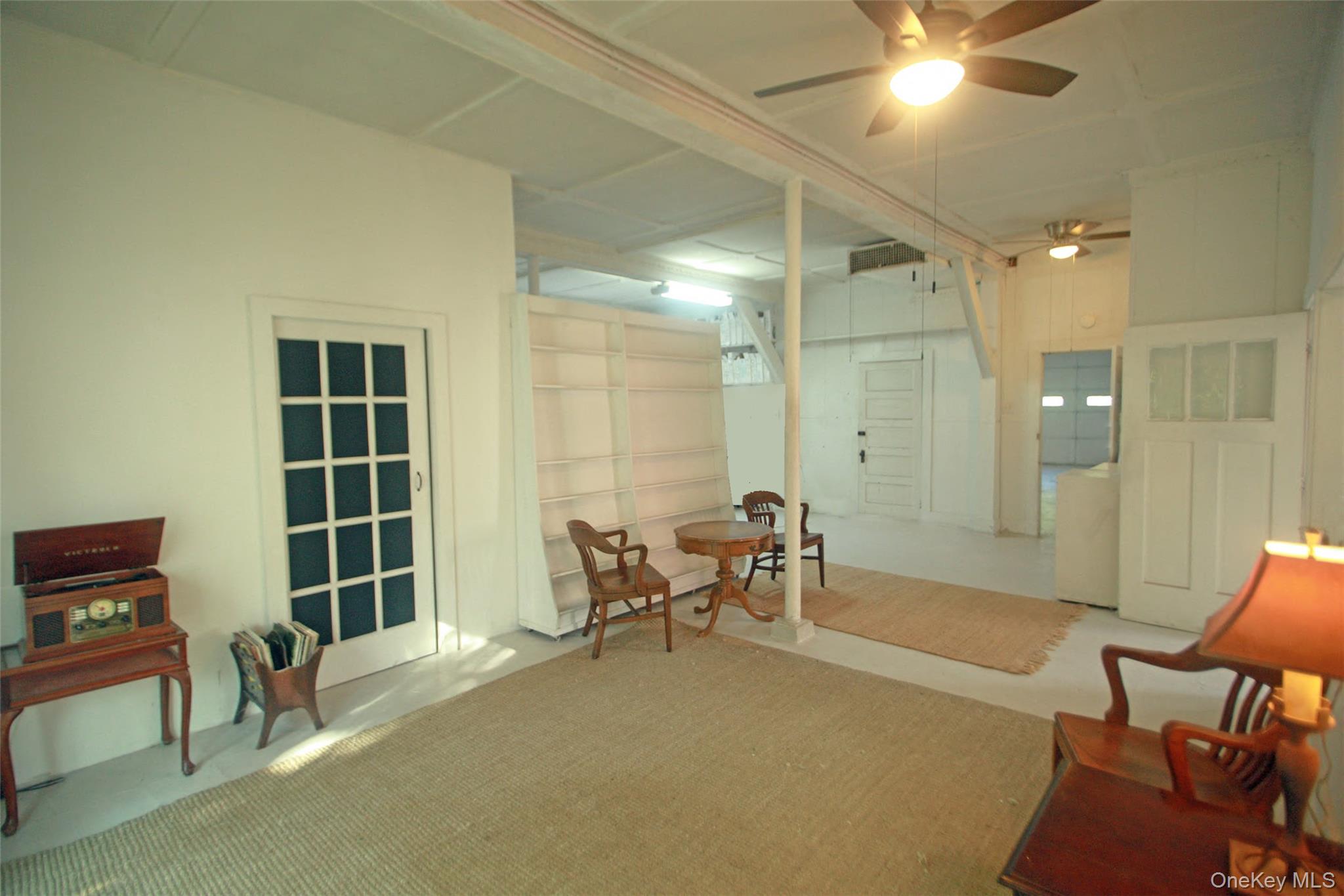 876 N Branch Hortonville Road – For Sale photo 4