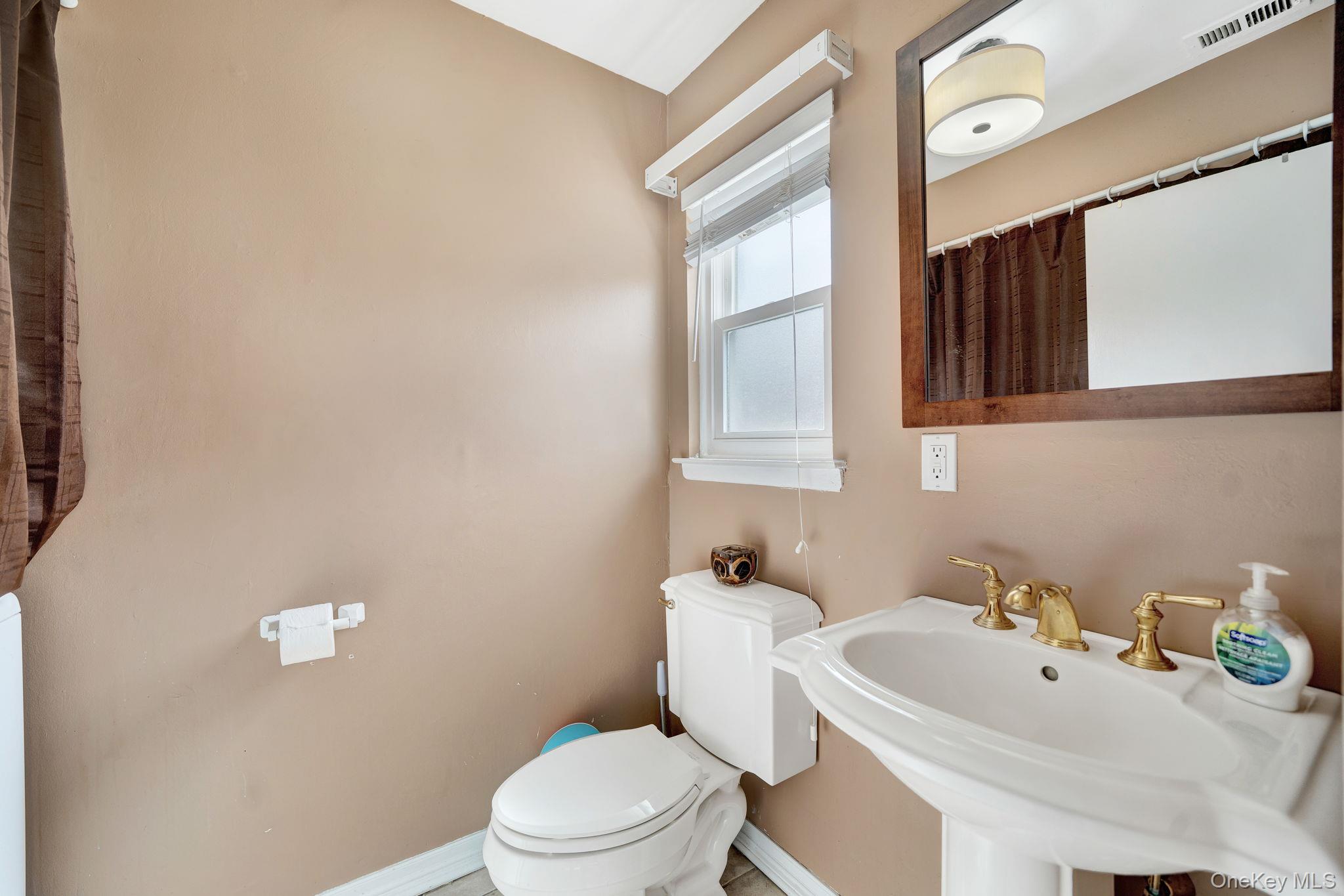 11 Manors Drive – For Sale photo 7