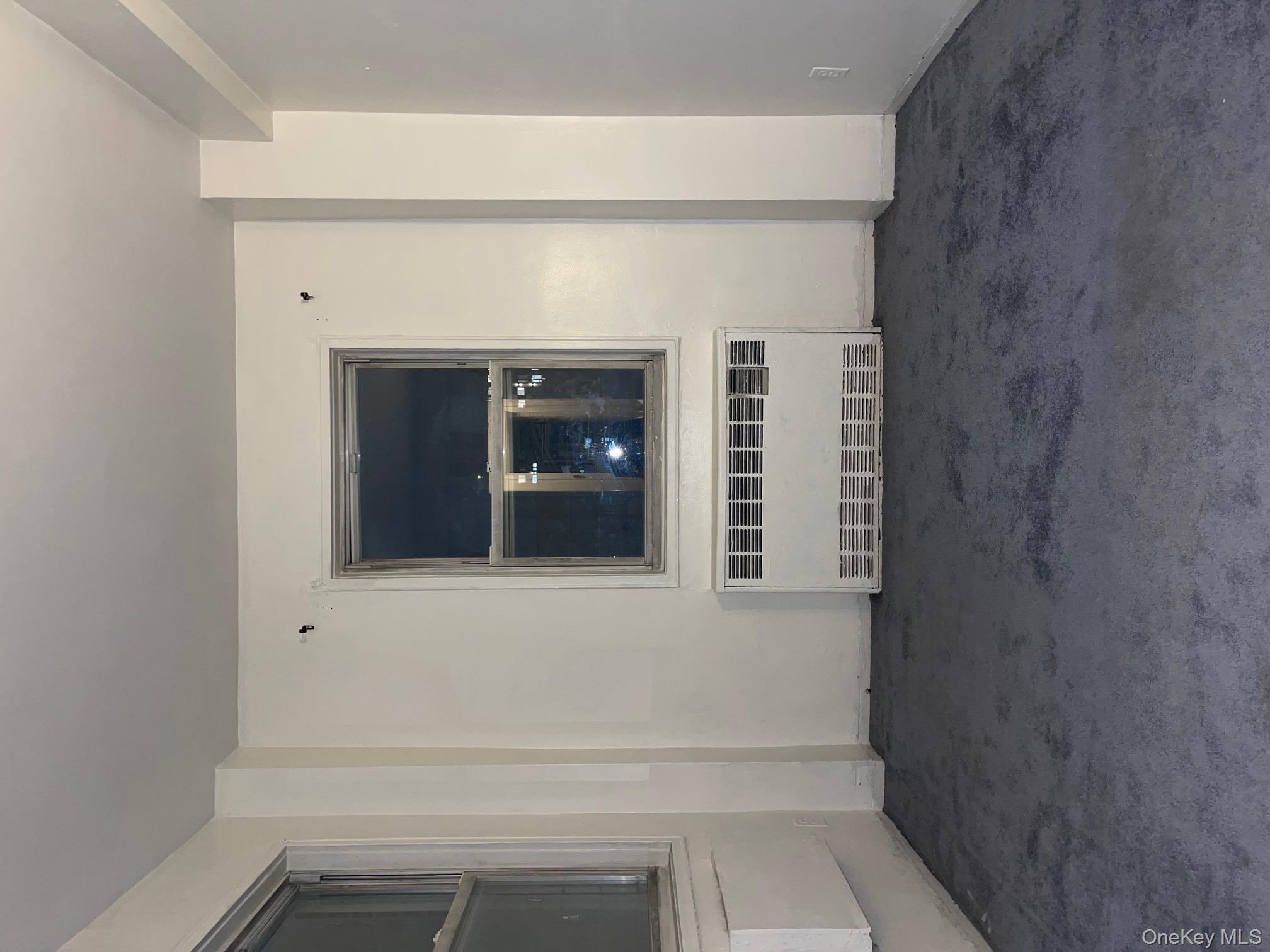 89-15 Parsons Blvd, Unit 6D photo 6