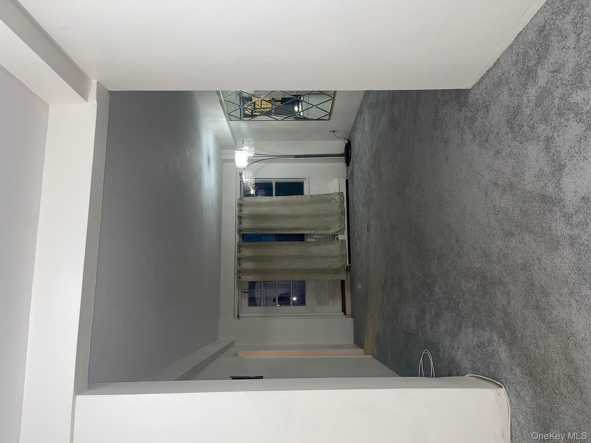 89-15 Parsons Boulevard, Unit 3L photo 5