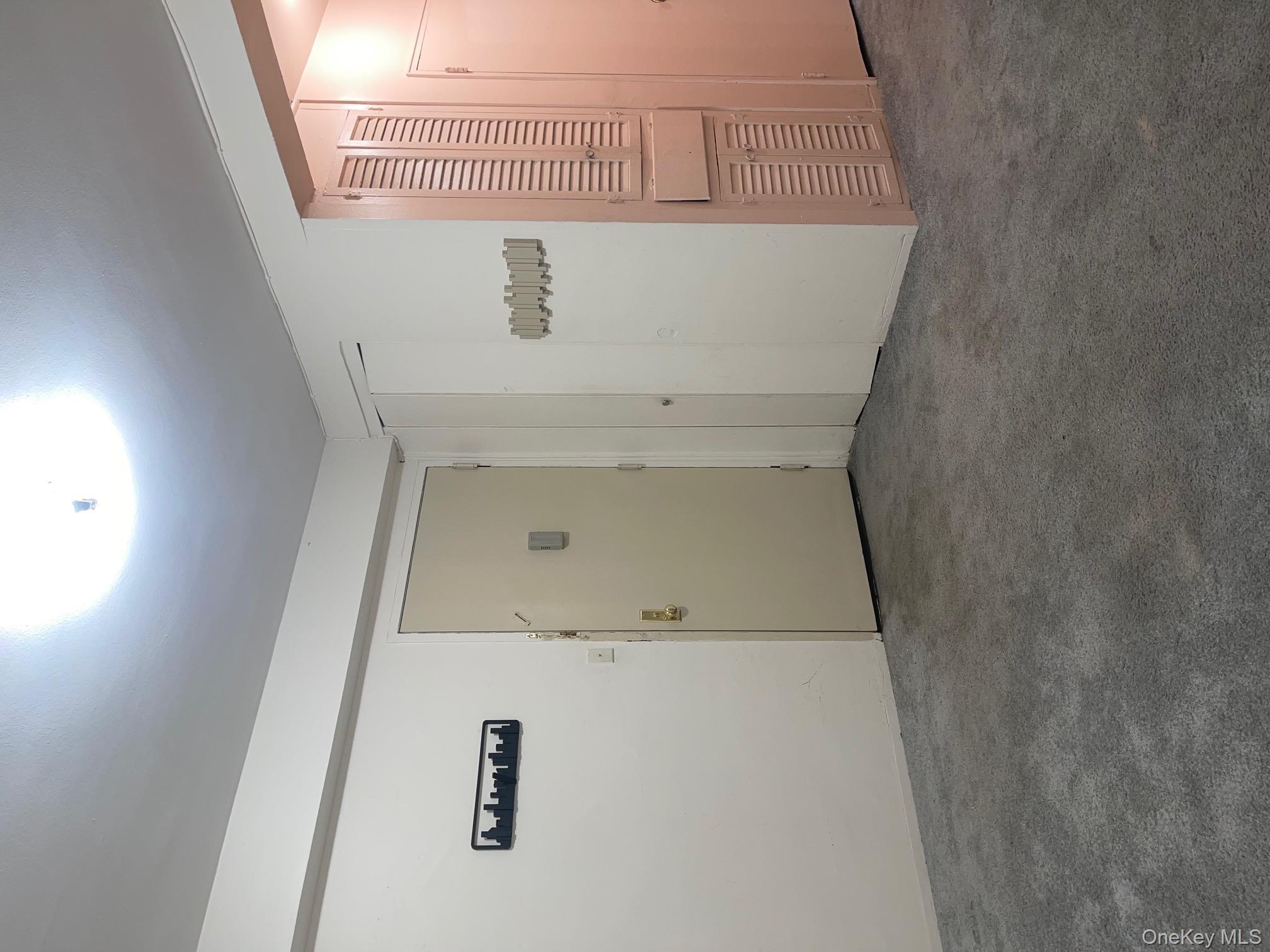 89-15 Parsons Boulevard, Unit 3L photo 4