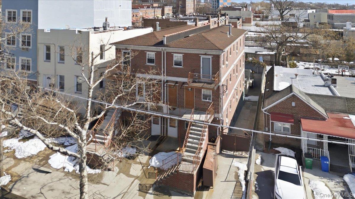 3544 -3546 Laconia Avenue – For Sale photo 2