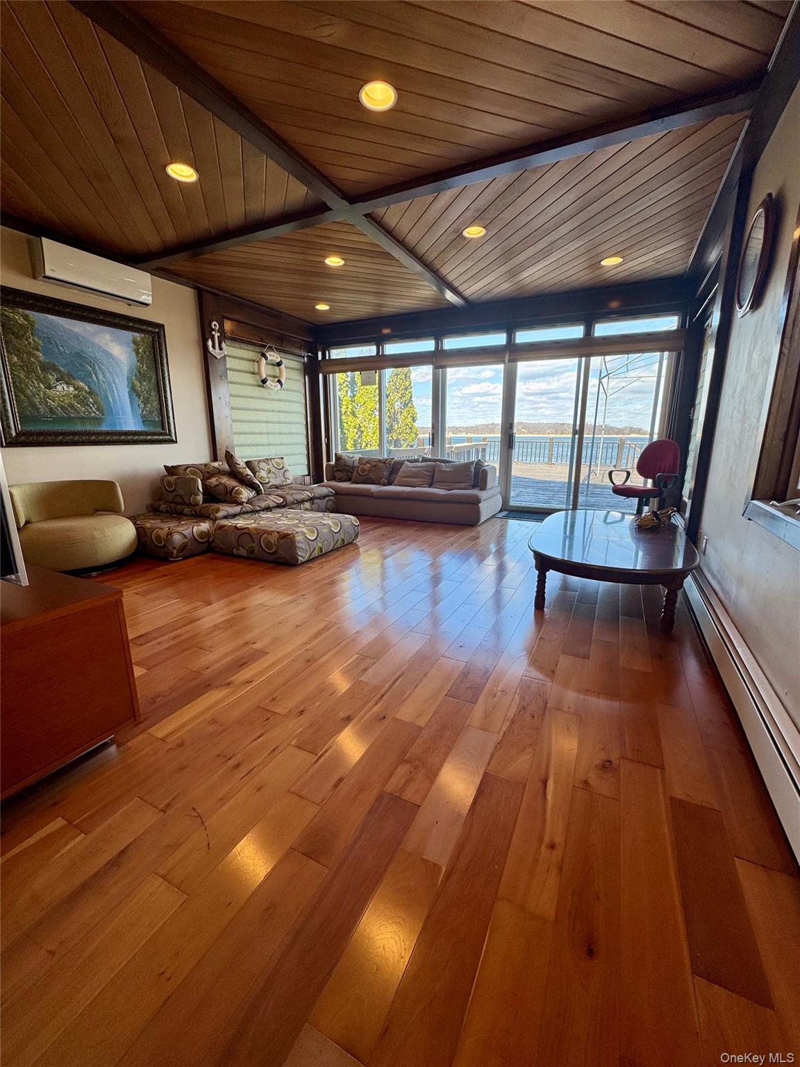 722 King Avenue – For Sale photo 8