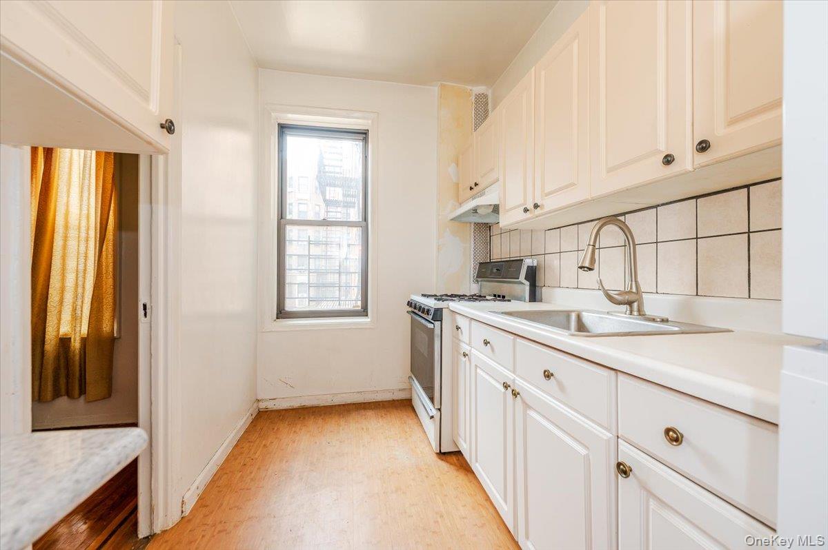 758 Brady Court, Unit 214 photo 6