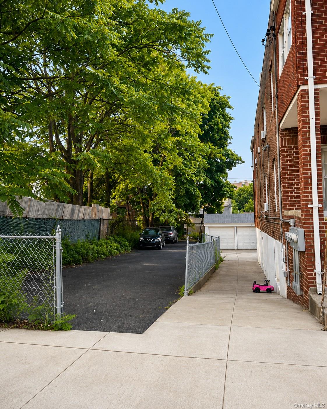 854 E 229th Street – For Sale photo 8