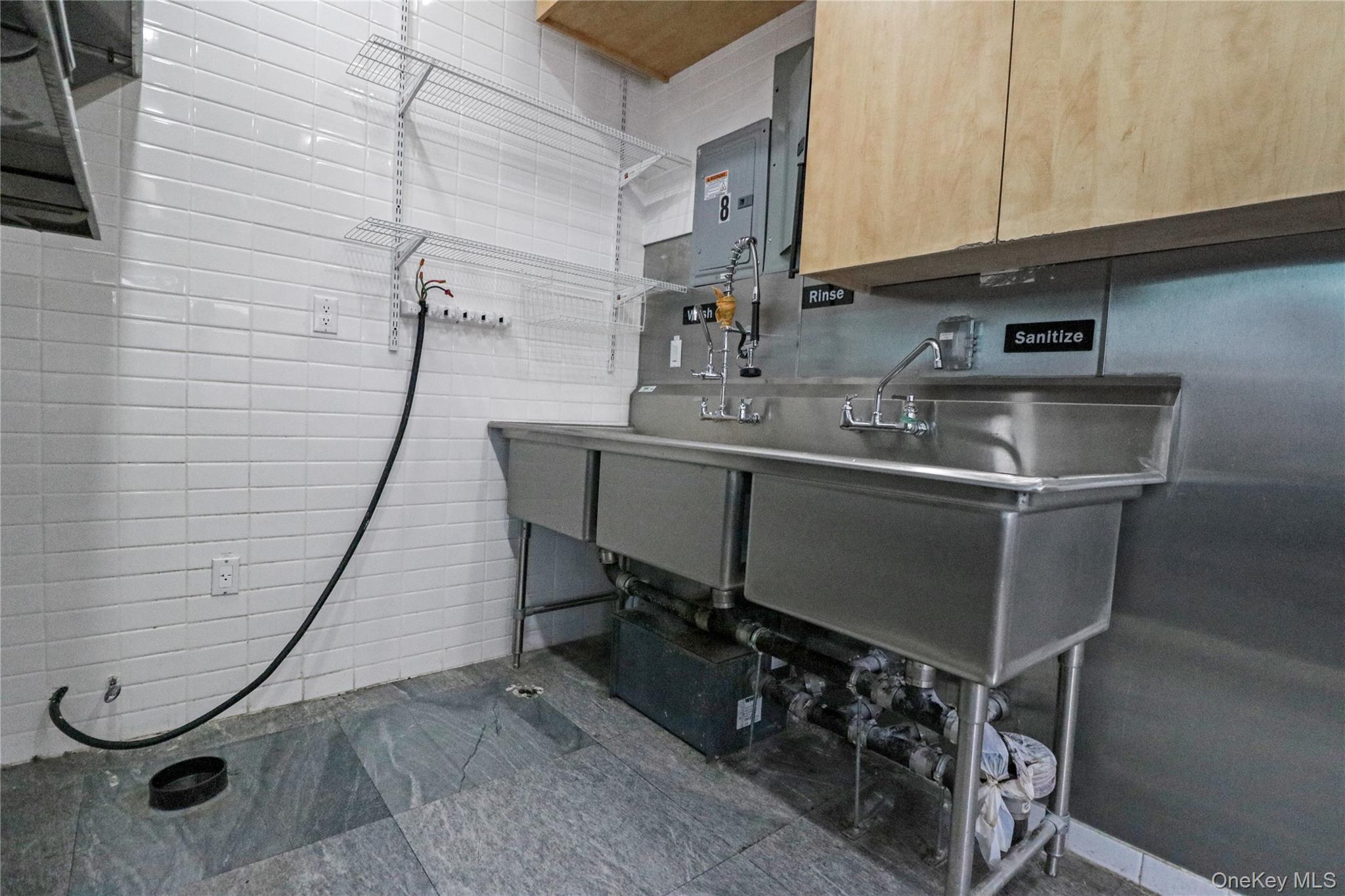 4125 Kissena Boulevard – For Sale photo 4