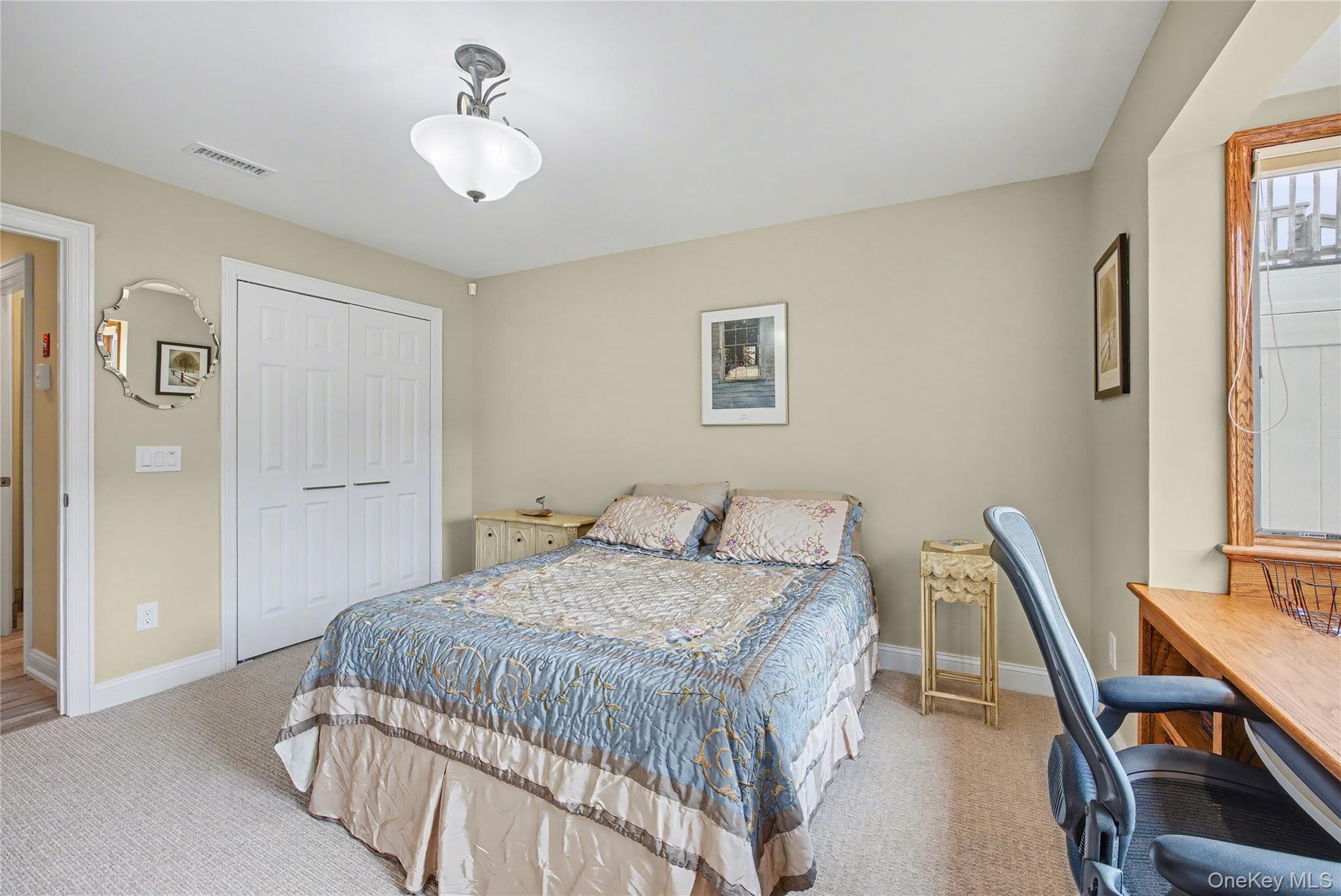 805 Bluffs Drive N, Unit 805 photo 19