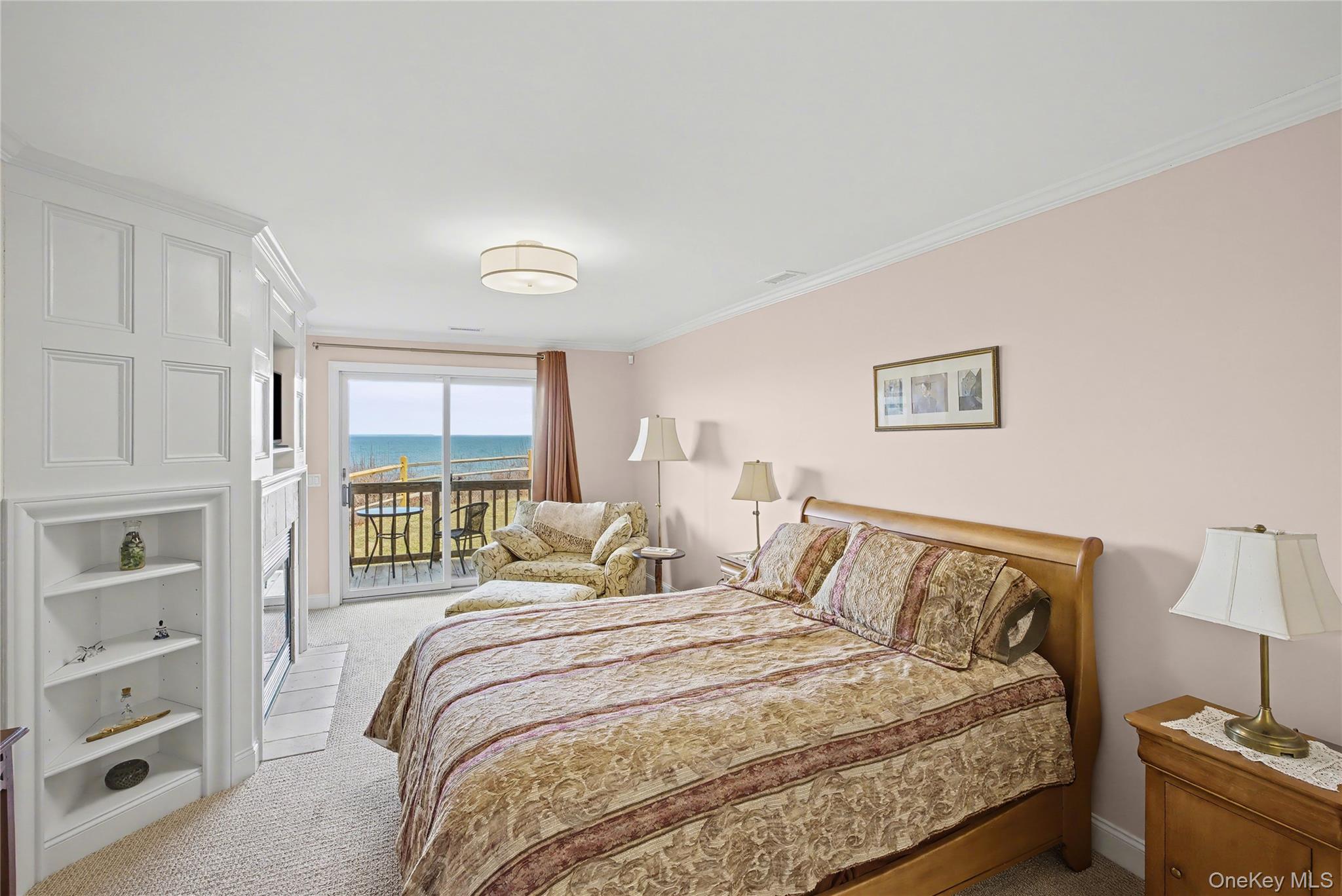 805 Bluffs Drive N, Unit 805 photo 15
