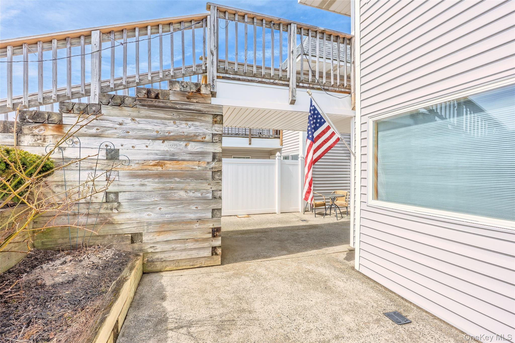 805 Bluffs Drive N, Unit 805 photo 30